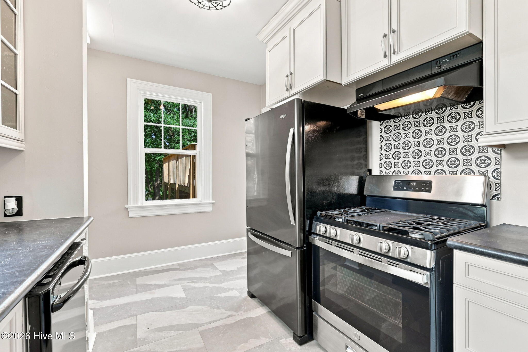 404 Pearl Street Property Photo 14
