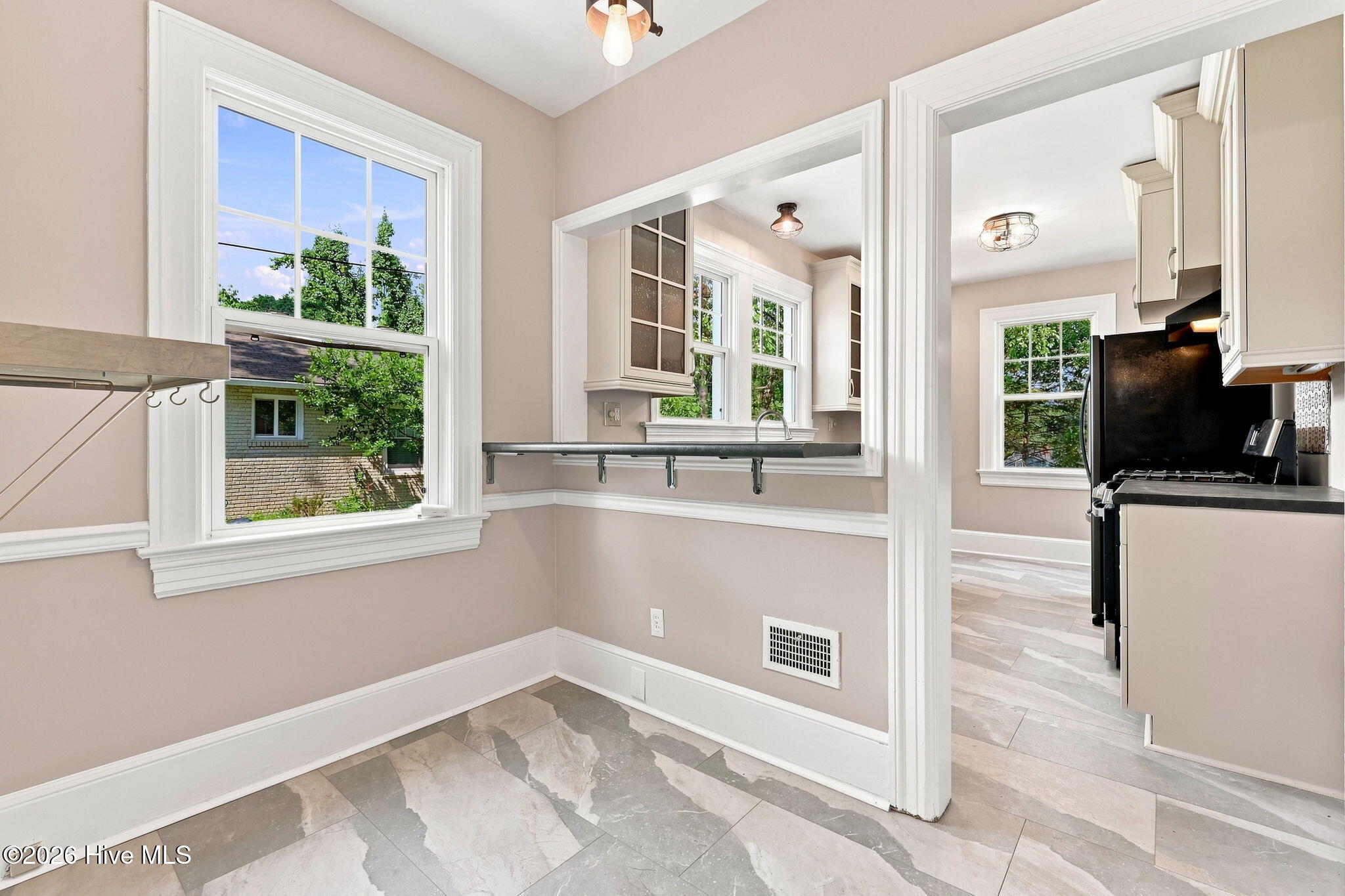 404 Pearl Street Property Photo 18