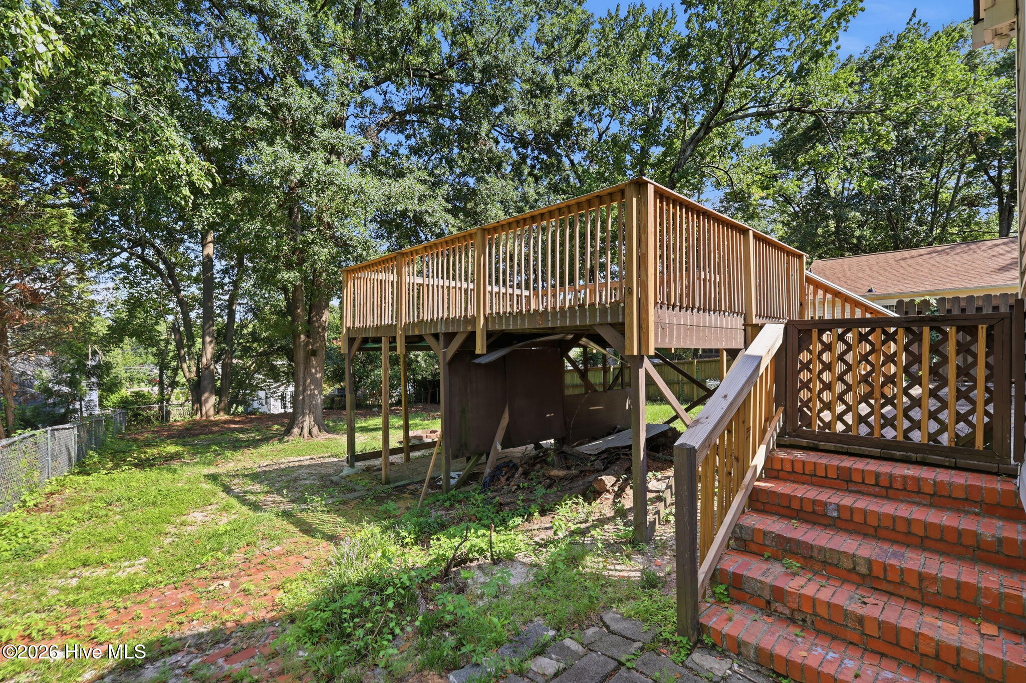 404 Pearl Street Property Photo 32
