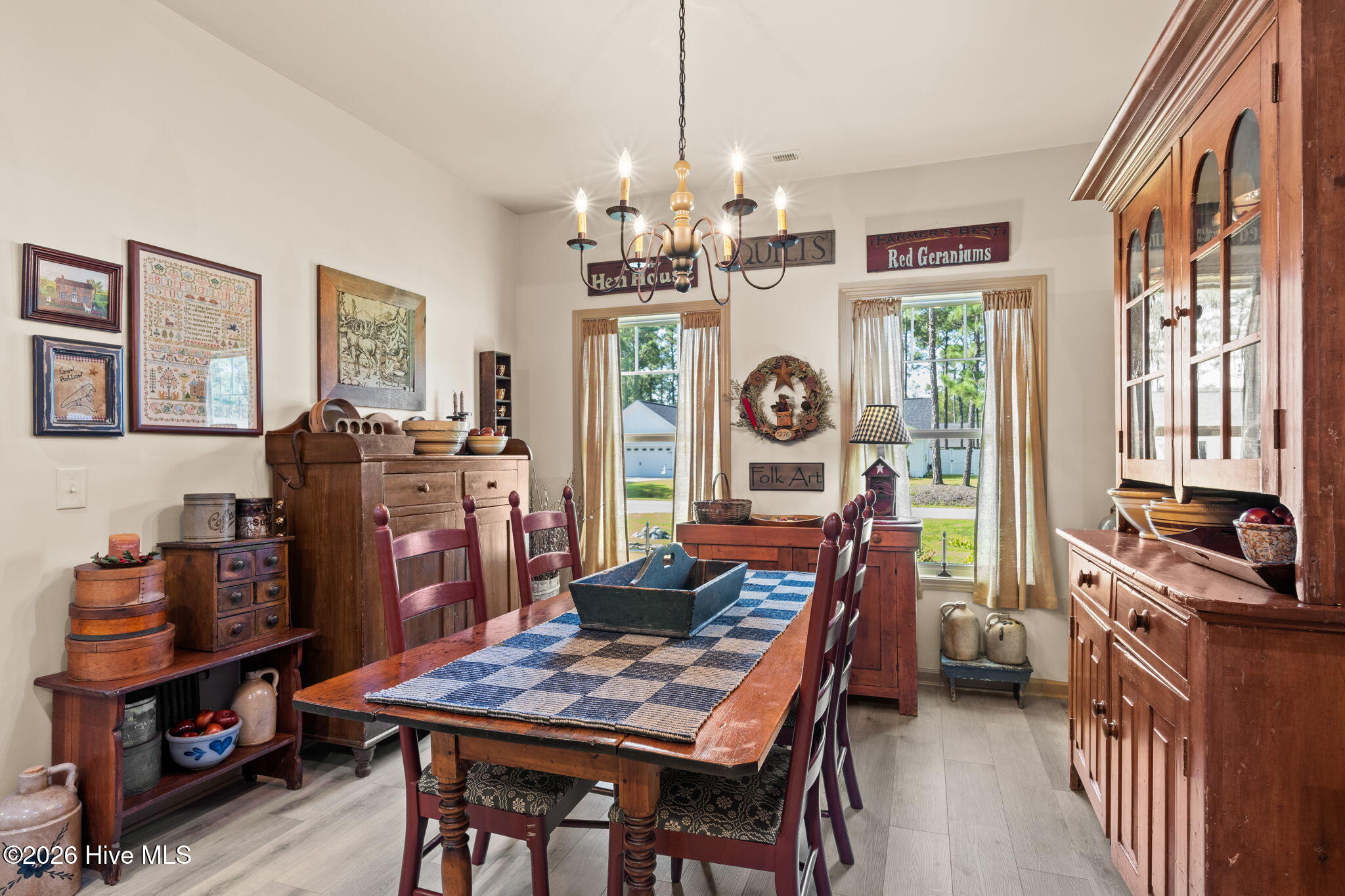 188 Boundary Loop Road Nw Property Photo 15