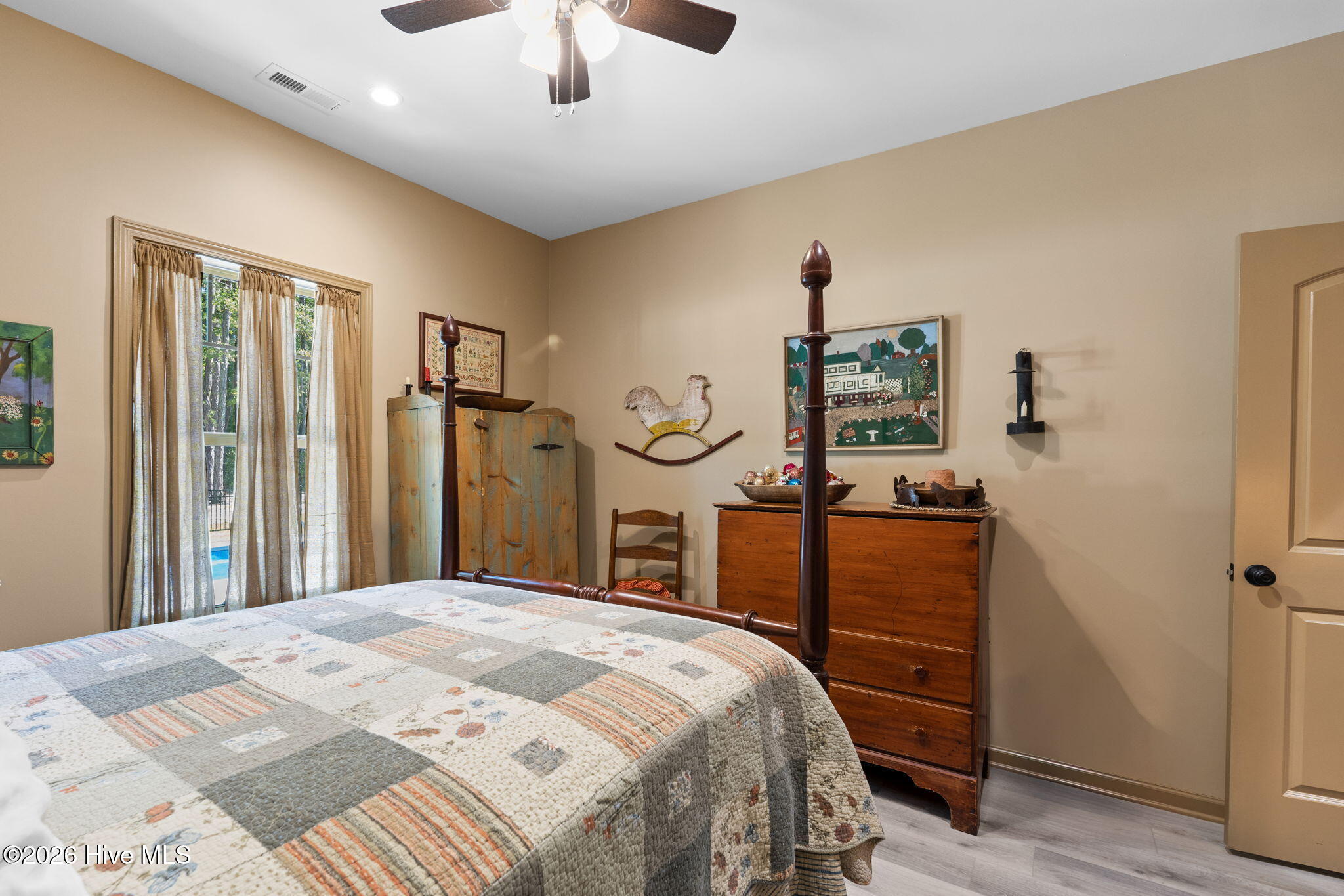 188 Boundary Loop Road Nw Property Photo 20