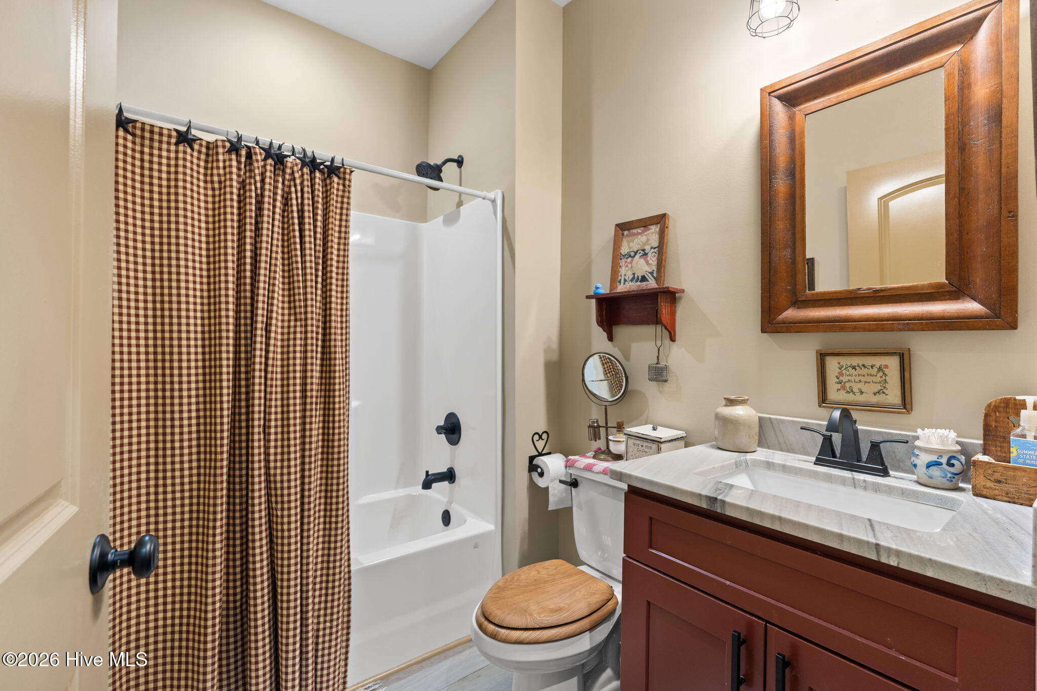 188 Boundary Loop Road Nw Property Photo 21