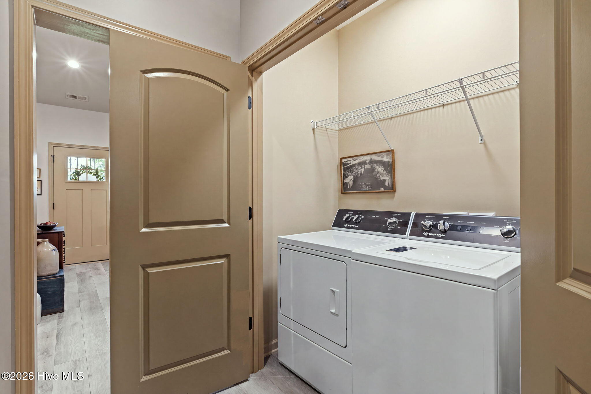 188 Boundary Loop Road Nw Property Photo 23