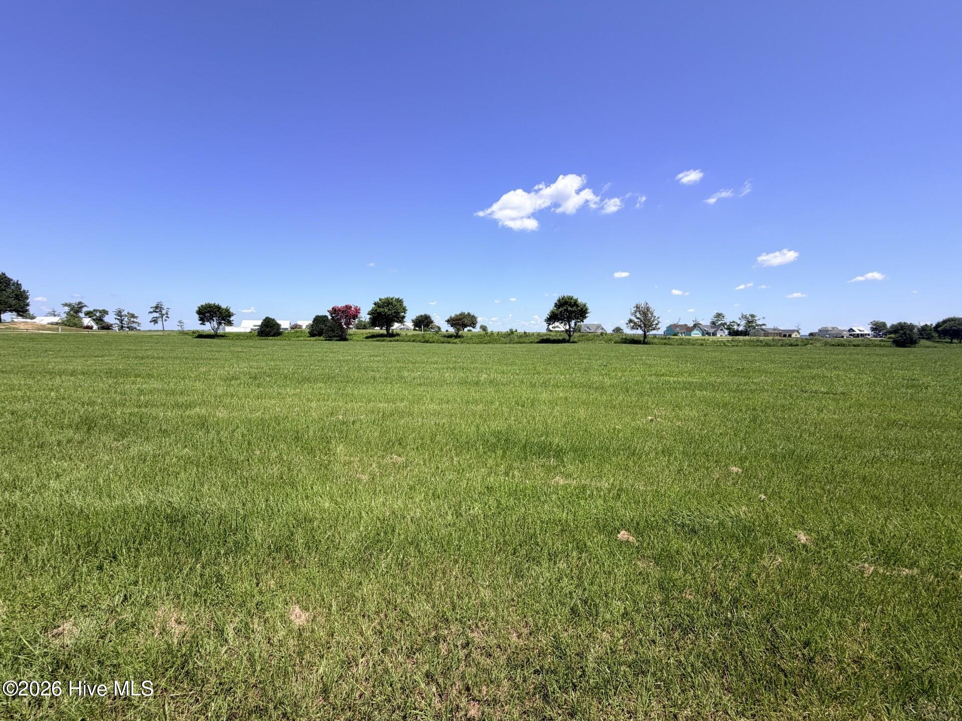 140 311 Regency Circle Property Photo 2