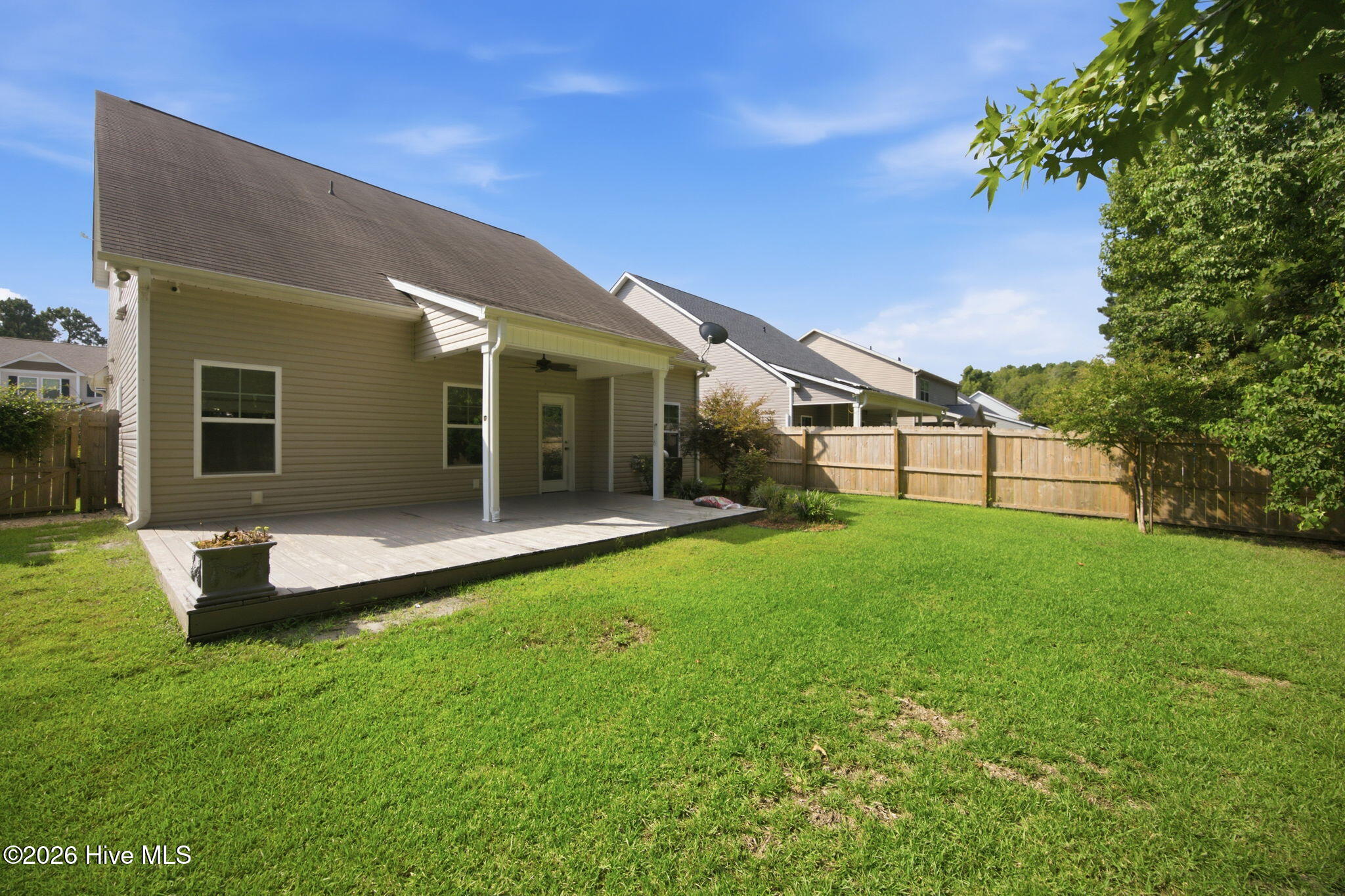 1104 Adams Landing Drive Property Photo 43