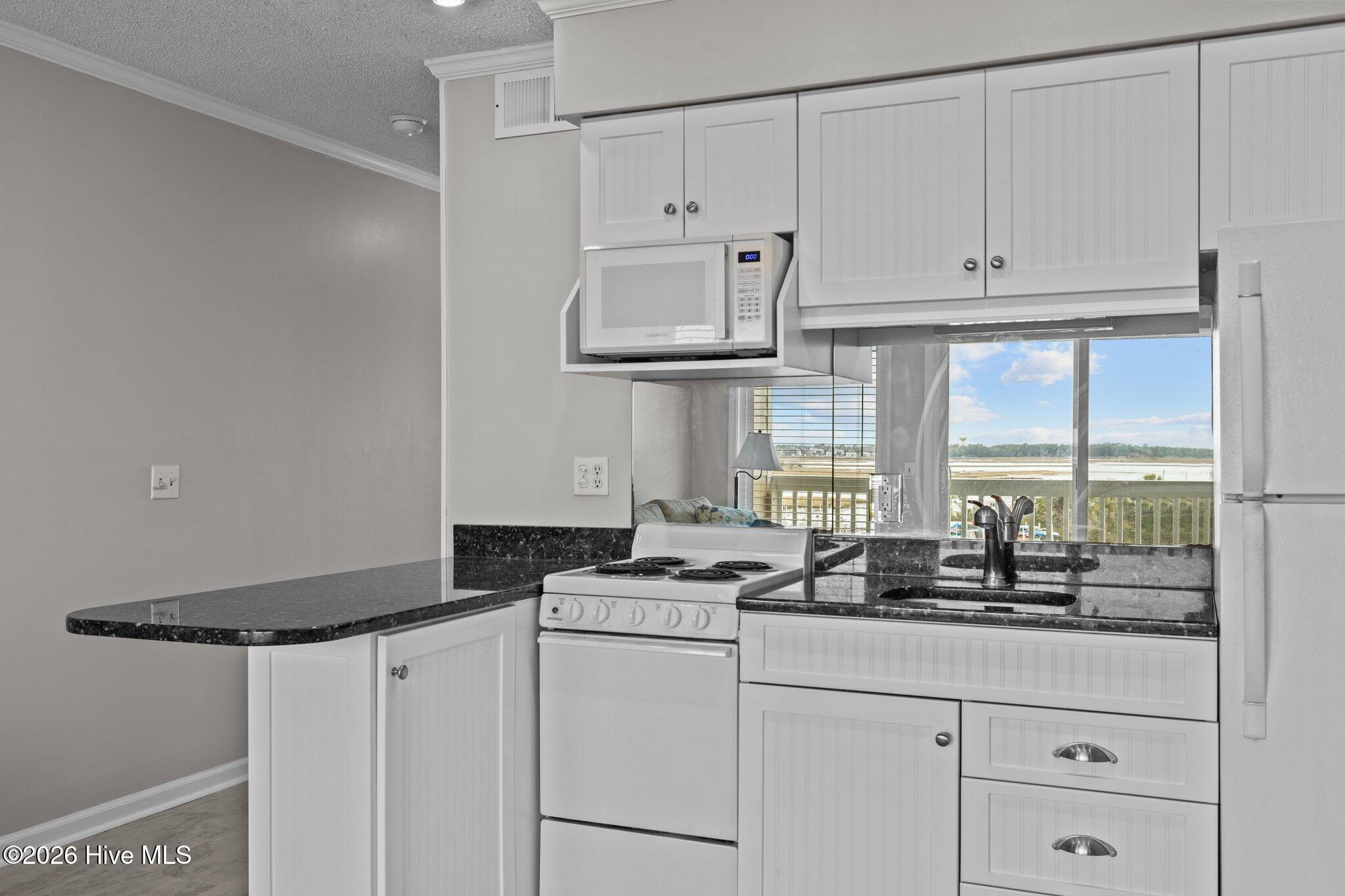 650 Cedar Point Boulevard A34 Property Photo 11