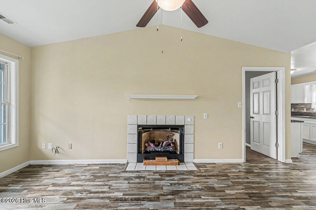 210 Choke Cherry S Property Photo 11