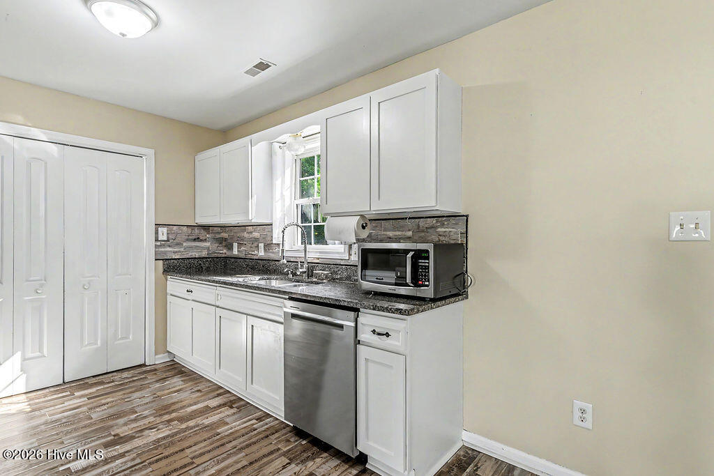 210 Choke Cherry S Property Photo 17
