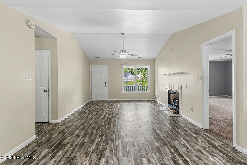 210 Choke Cherry S Property Photo 19