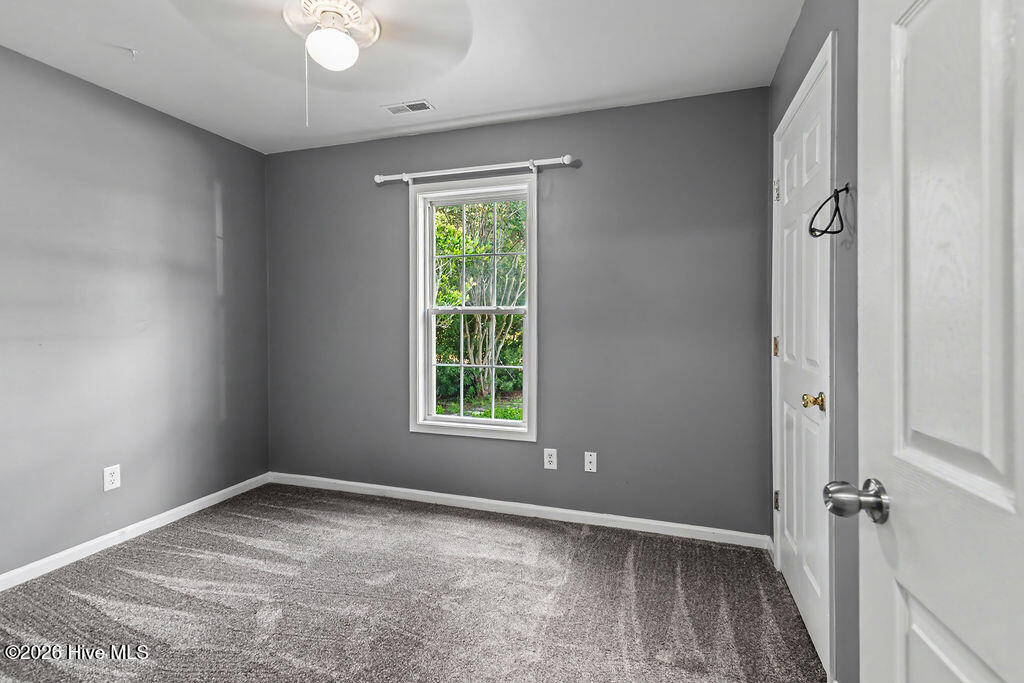 210 Choke Cherry S Property Photo 32