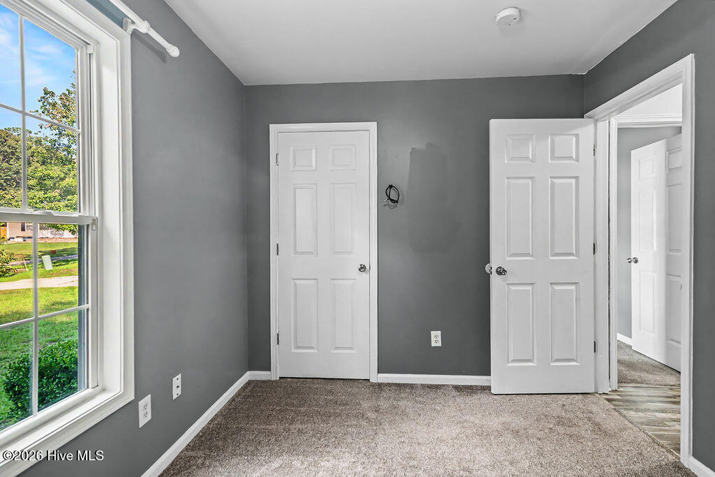 210 Choke Cherry S Property Photo 33