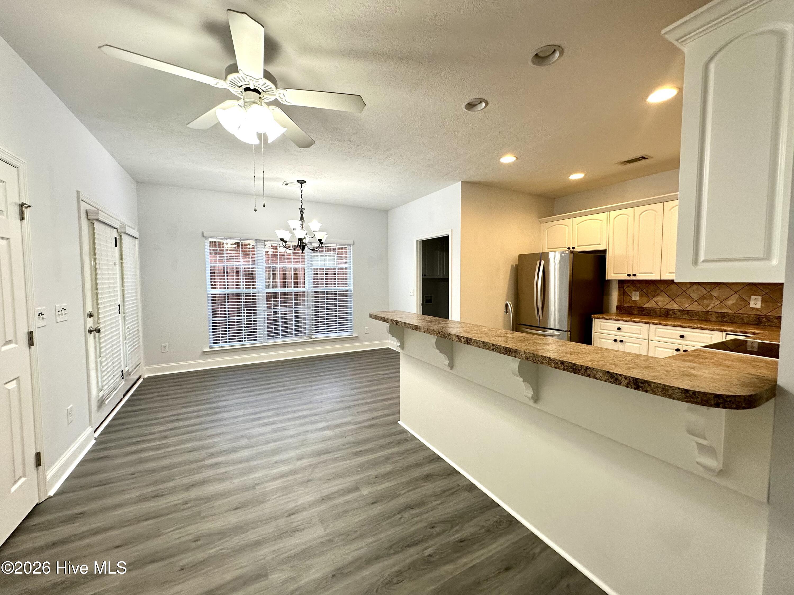4458 Galway Drive Property Photo 7