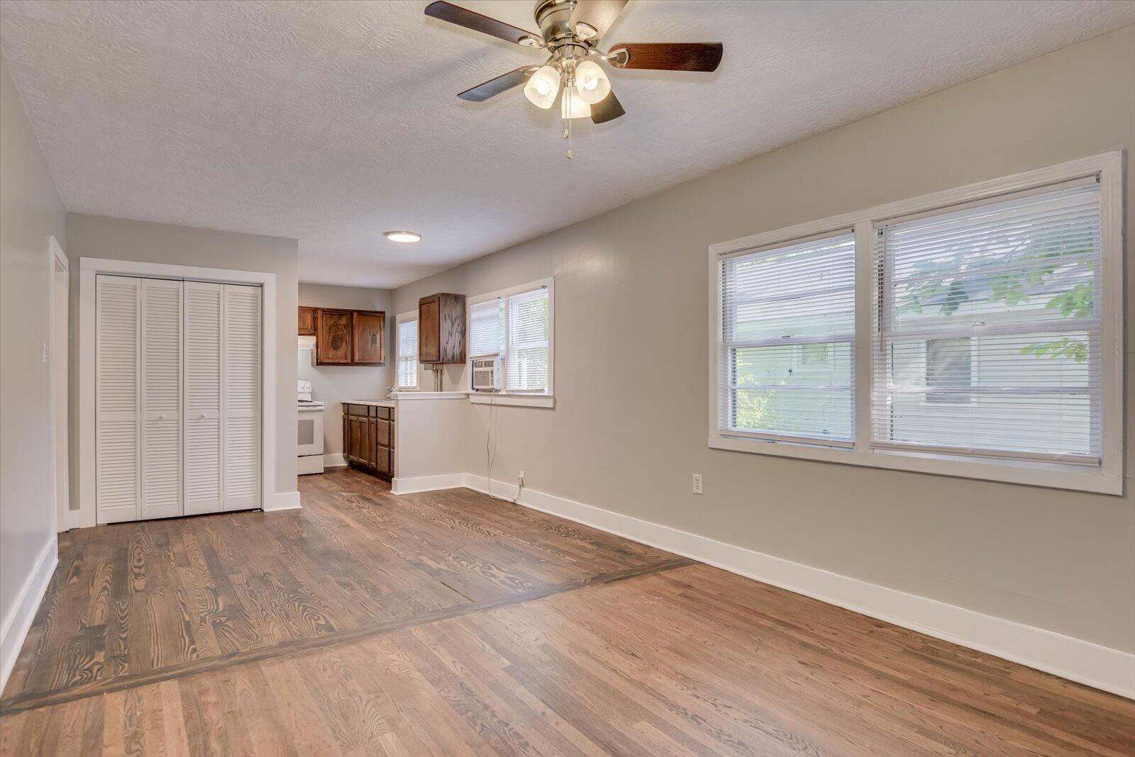 605 Jefferson Drive Property Photo 4