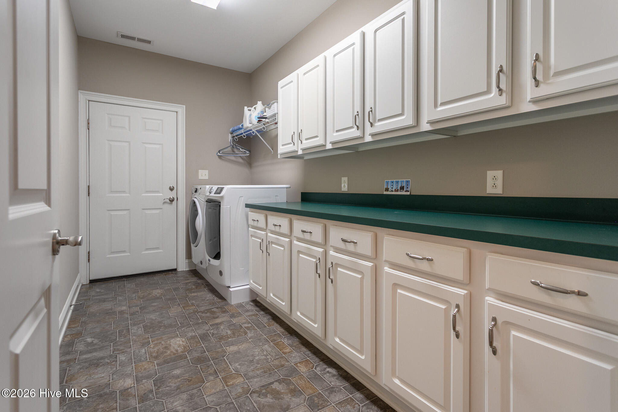 162 Roanoke Drive Property Photo 38