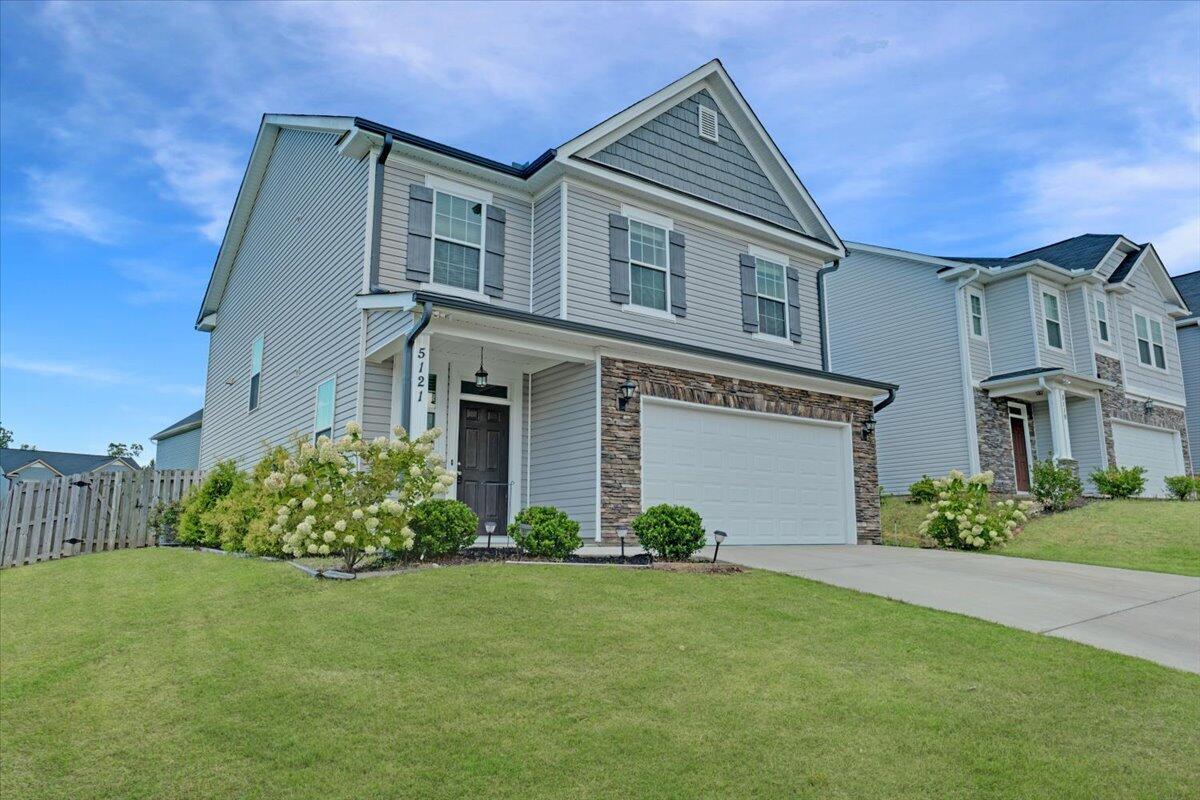 5121 Heathbrook Drive Property Photo 2