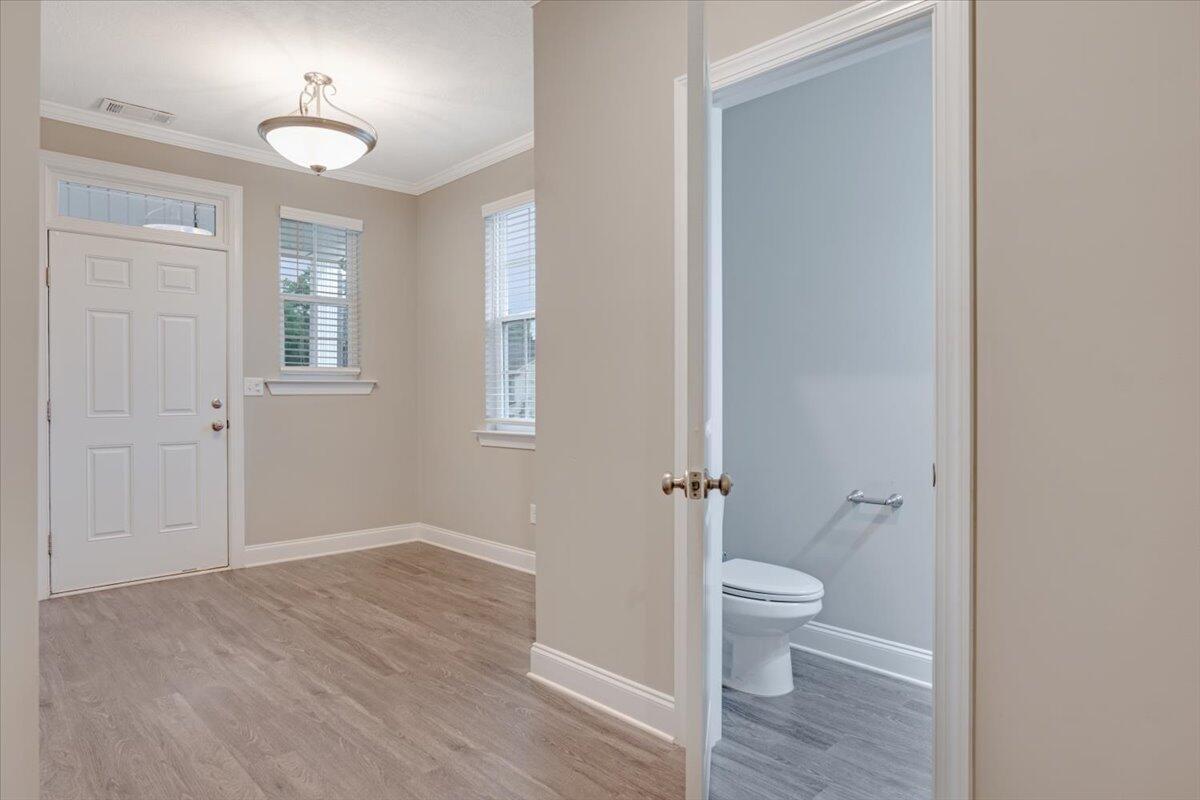 5121 Heathbrook Drive Property Photo 8