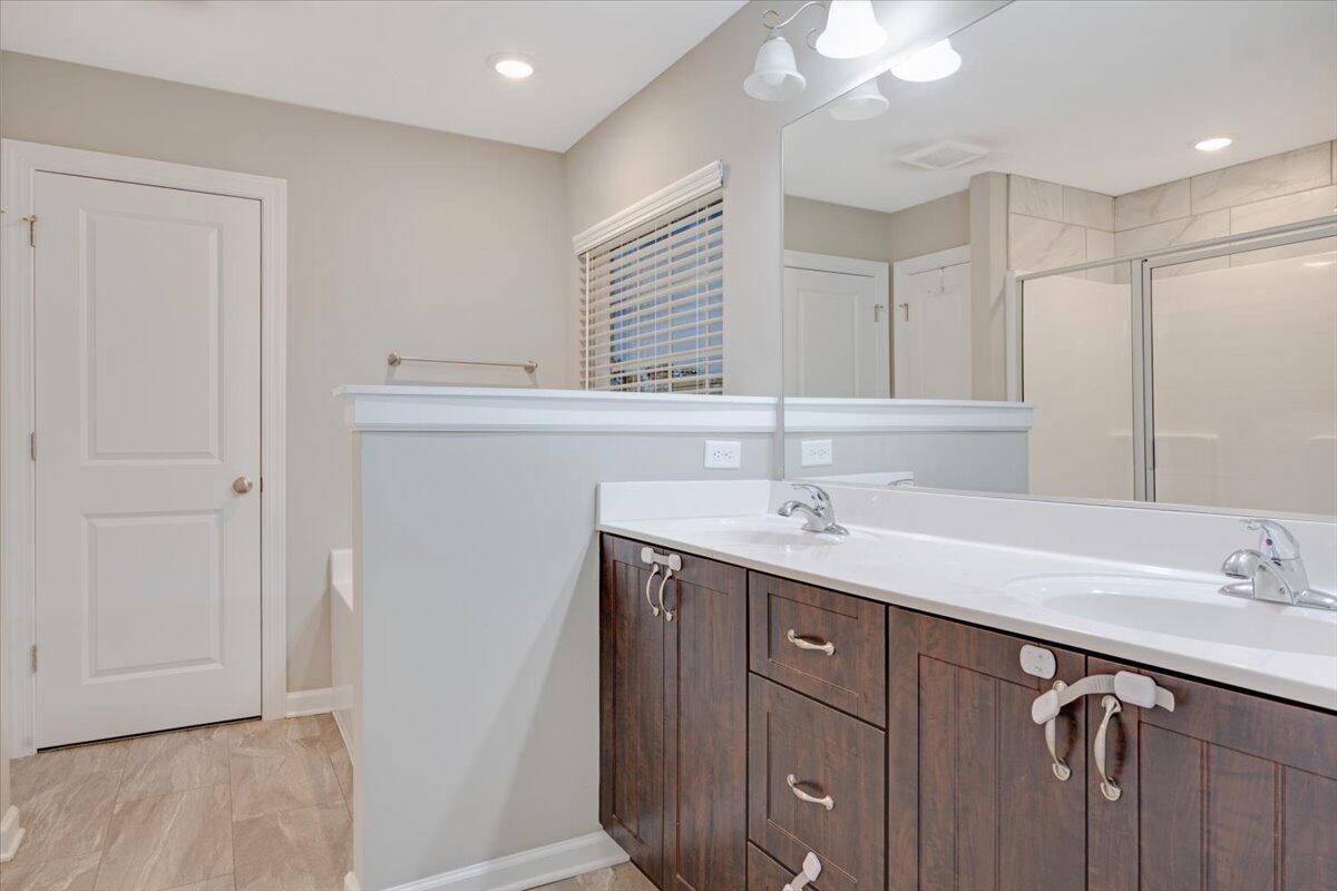 5121 Heathbrook Drive Property Photo 24