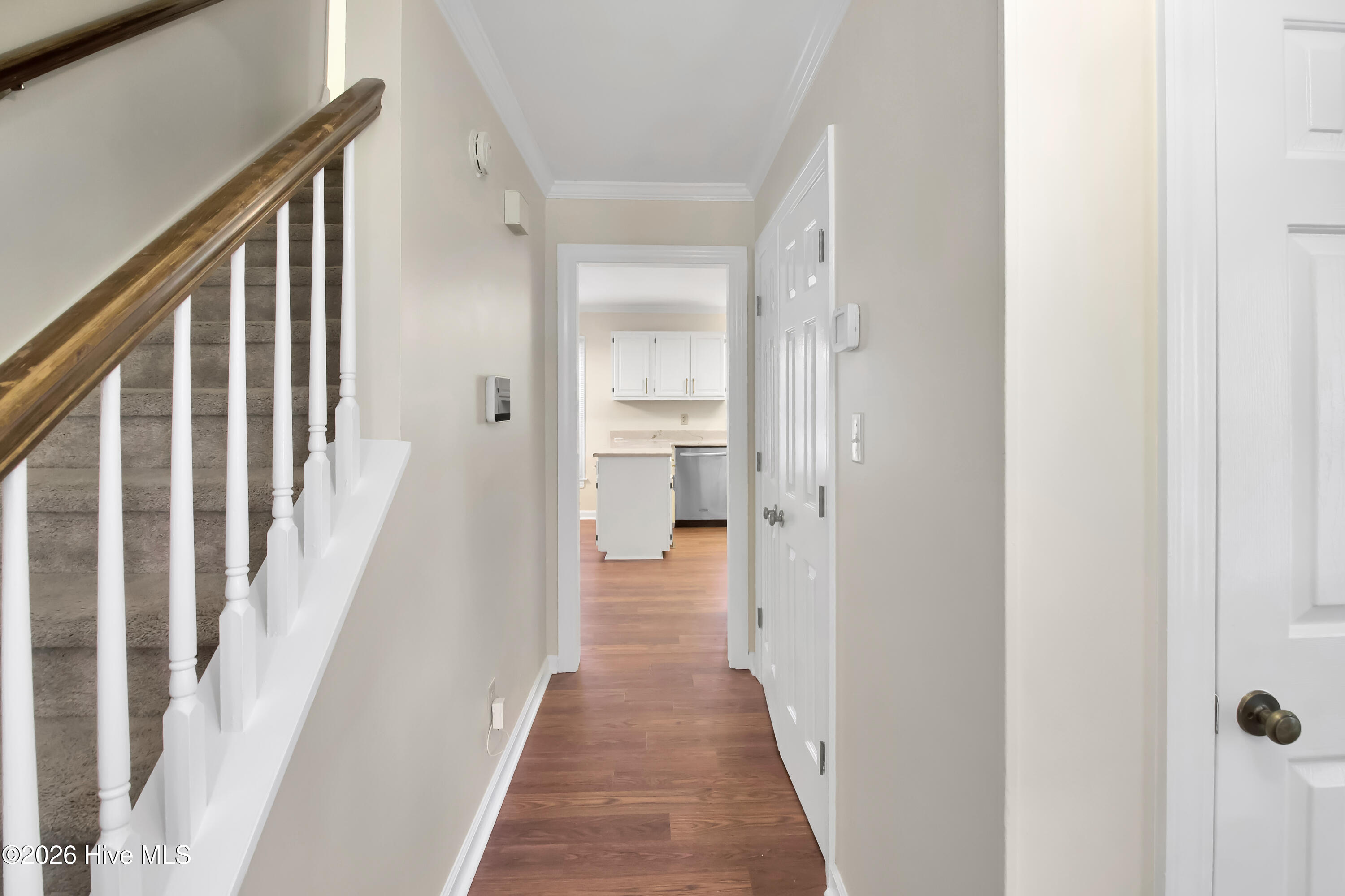 501 Wythe Grove Property Photo 3