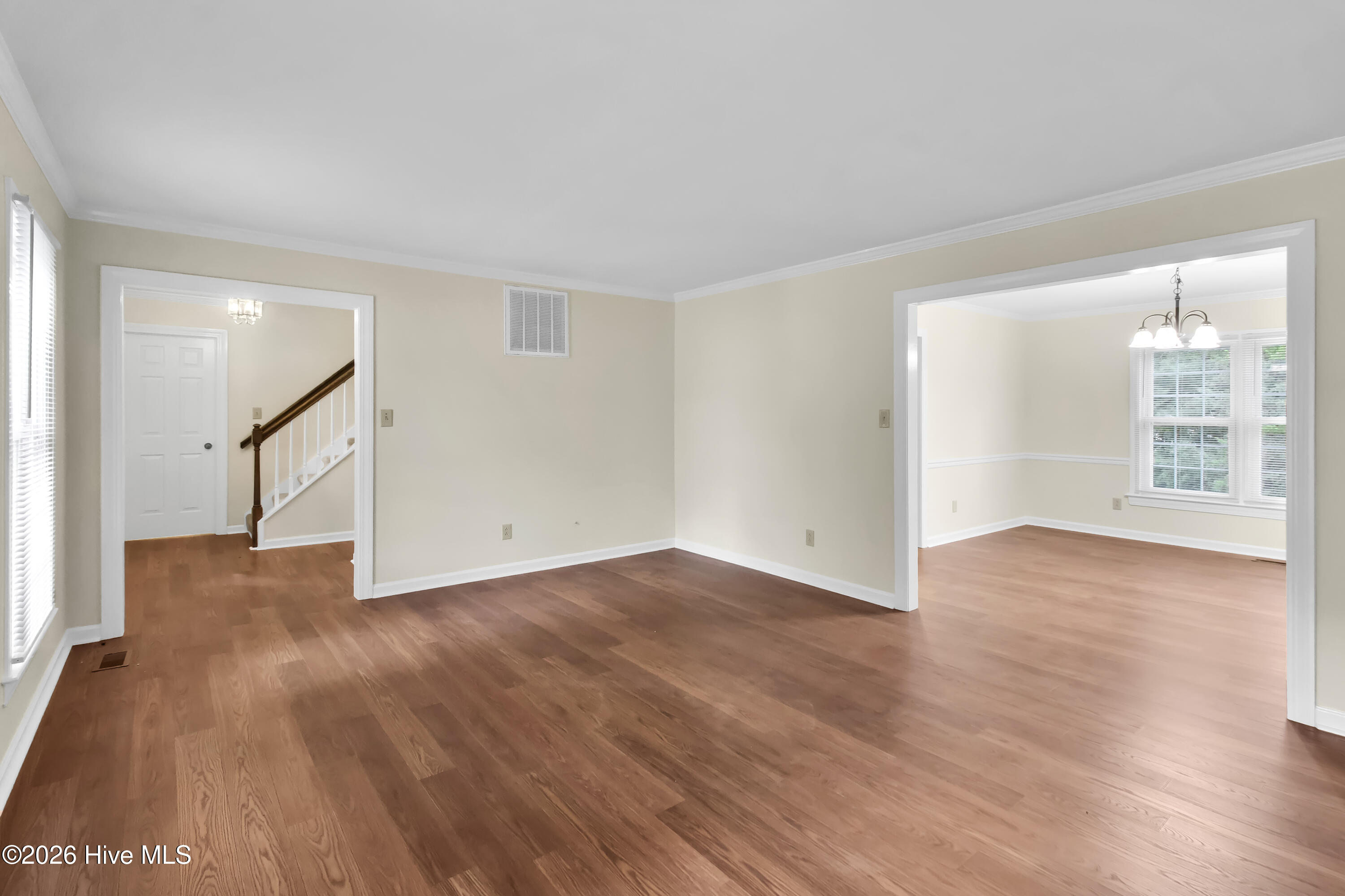 501 Wythe Grove Property Photo 6