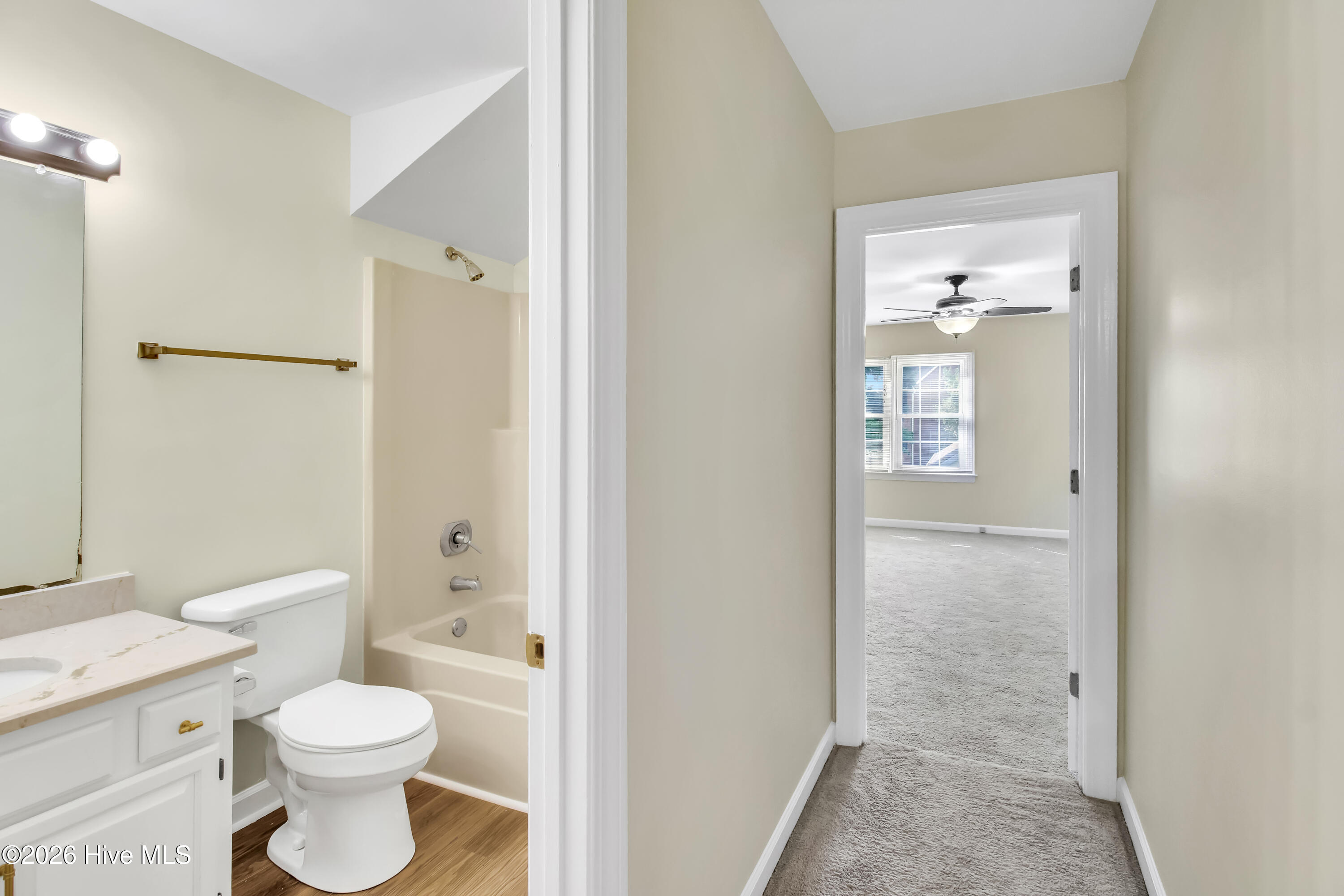 501 Wythe Grove Property Photo 37