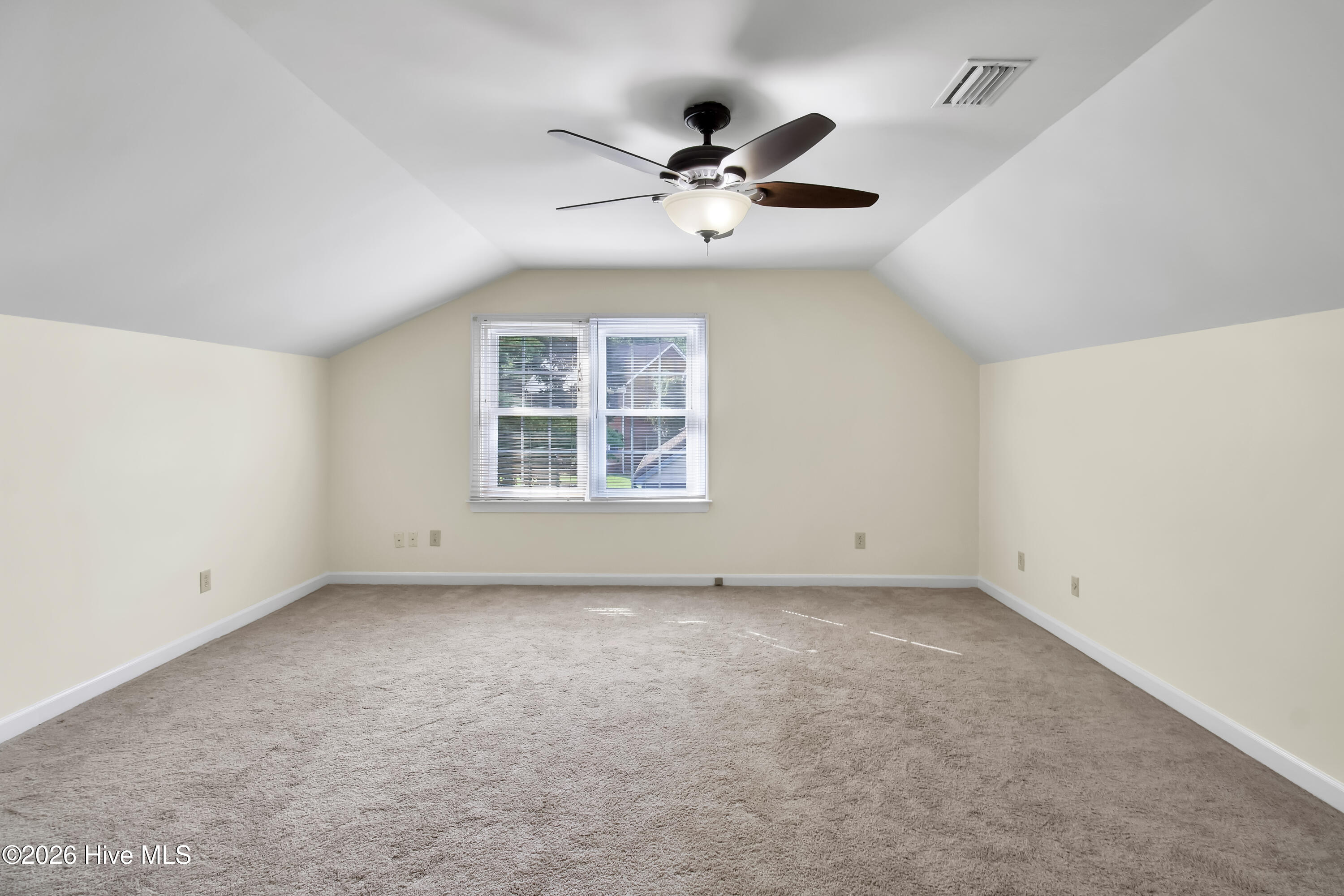 501 Wythe Grove Property Photo 39