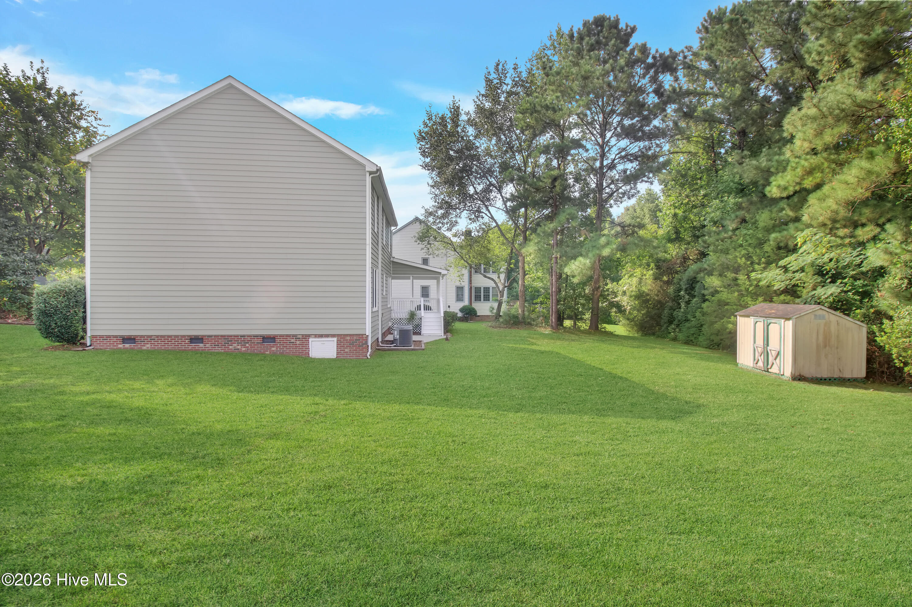 501 Wythe Grove Property Photo 43