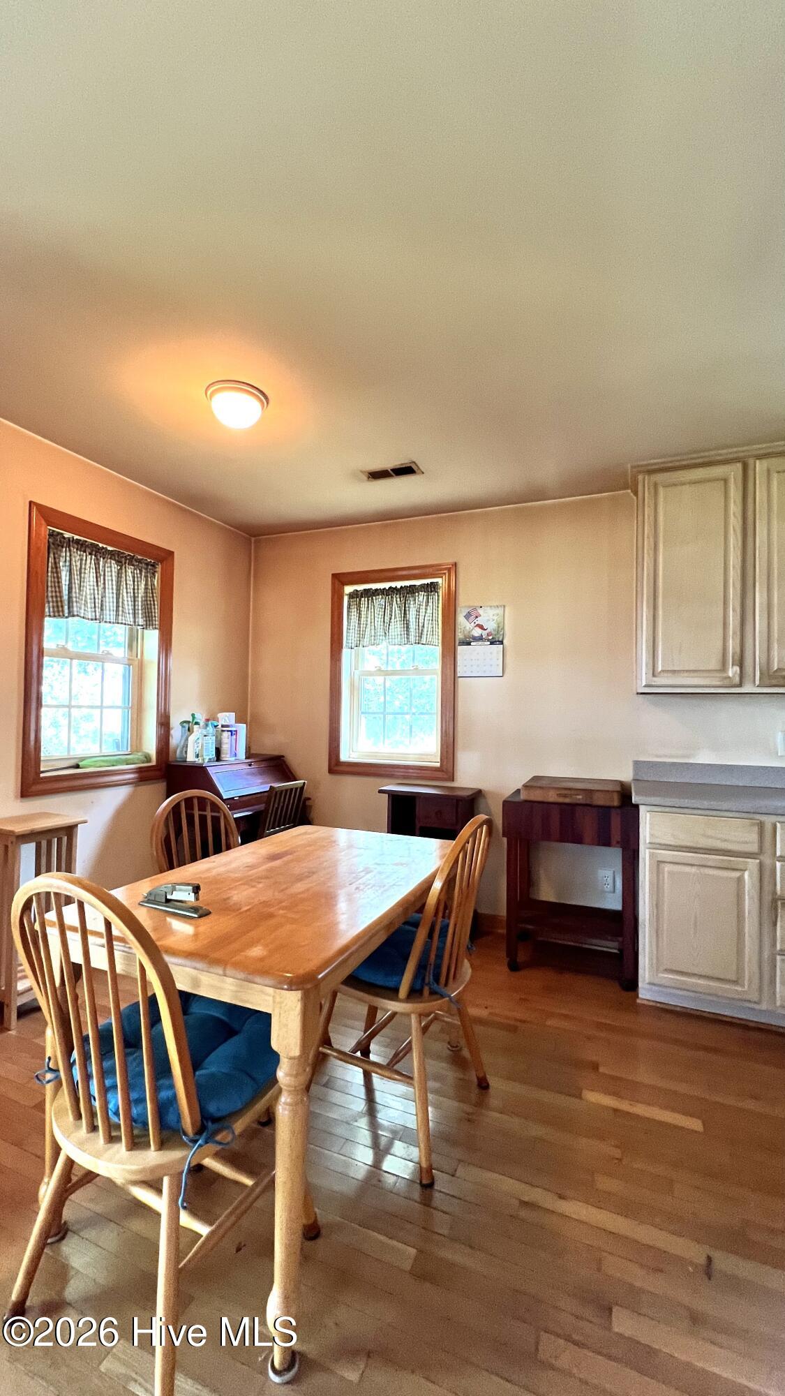 201 Barnes-foster Loop Road Property Photo 9