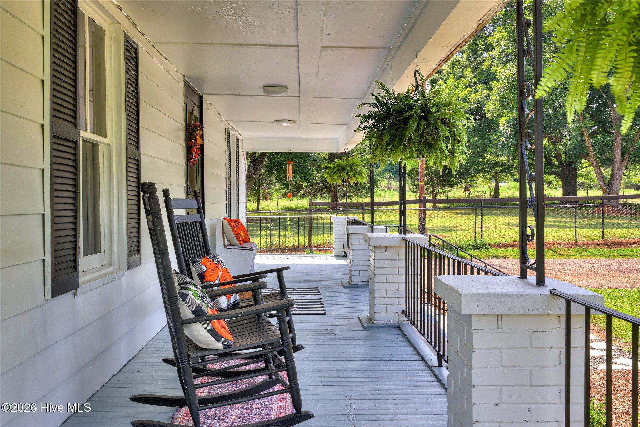 1131 Highway 378 E Property Photo 5