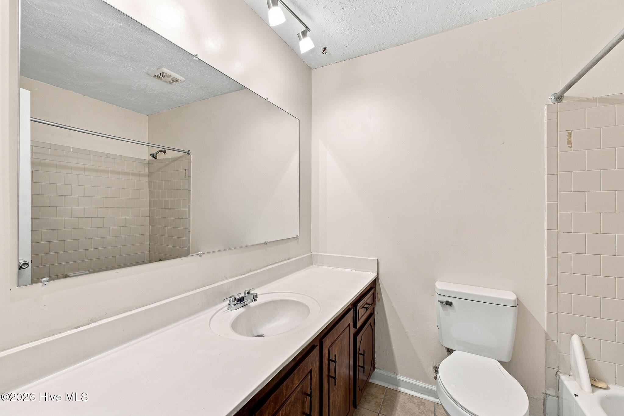 3487 Postell Drive Property Photo 10