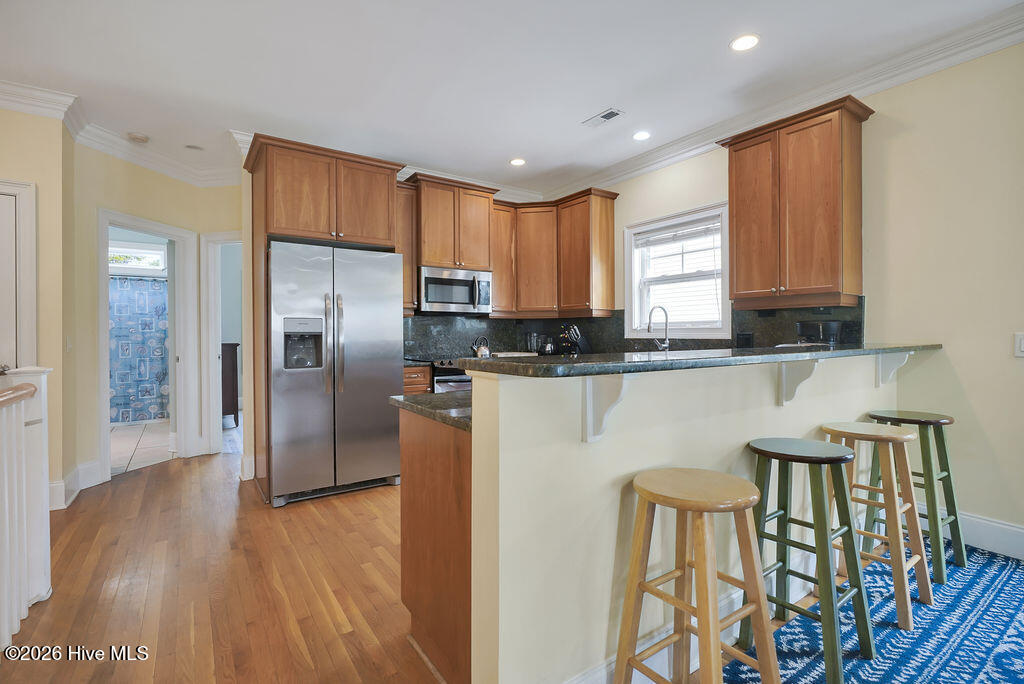 1516 S Lake Park Boulevard 1 Property Photo 10