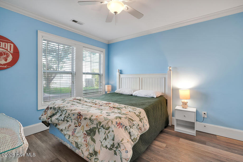1516 S Lake Park Boulevard 2 Property Photo 13