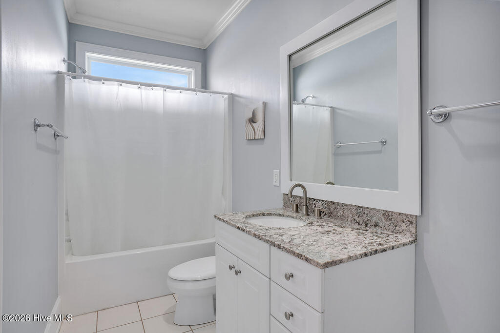 1516 S Lake Park Boulevard 2 Property Photo 30