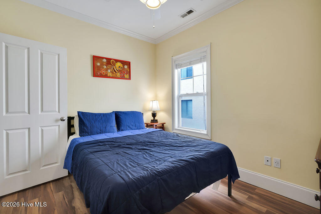 1516 S Lake Park Boulevard 2 Property Photo 34