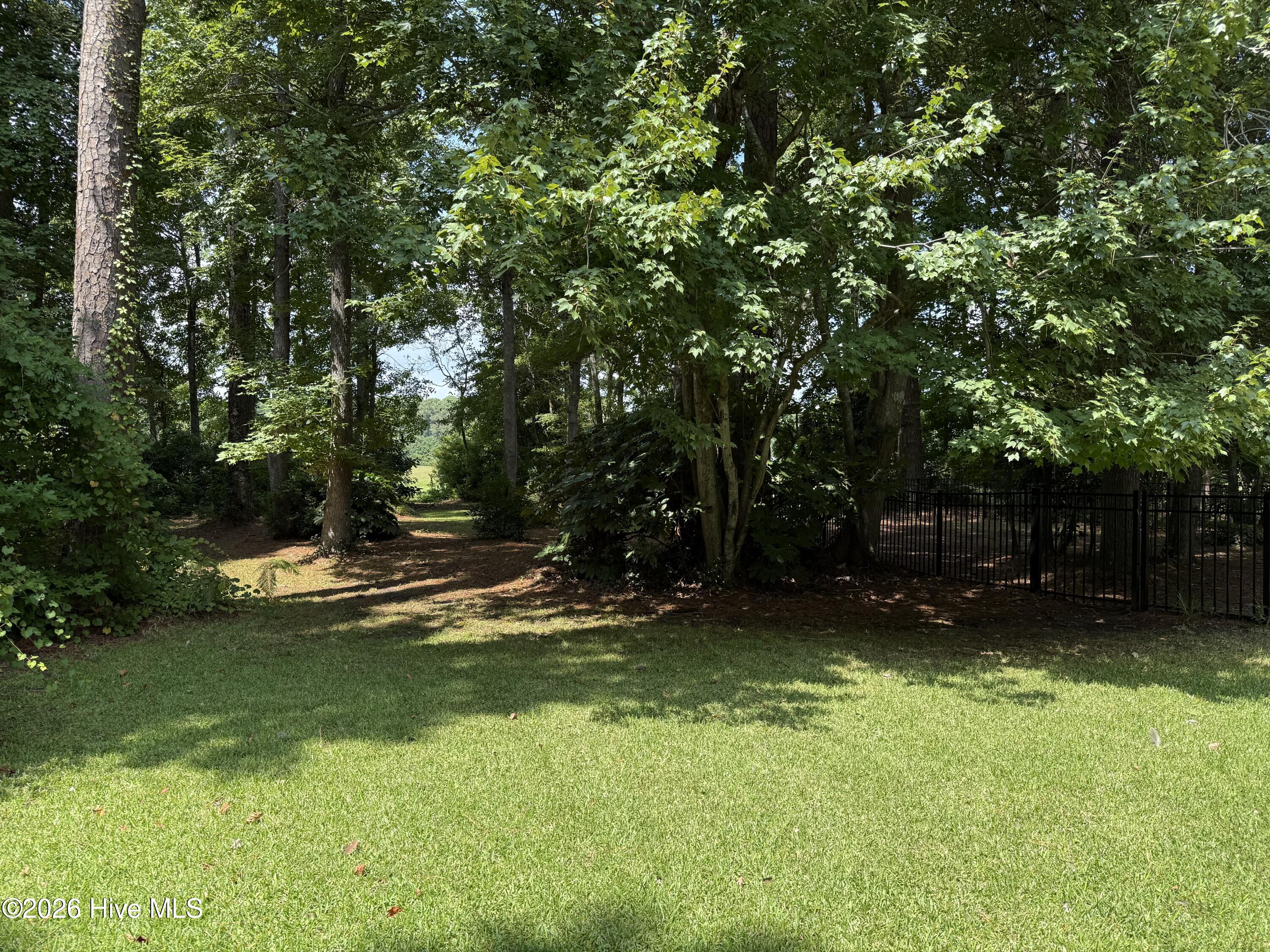 107 Opal Court Property Photo 16