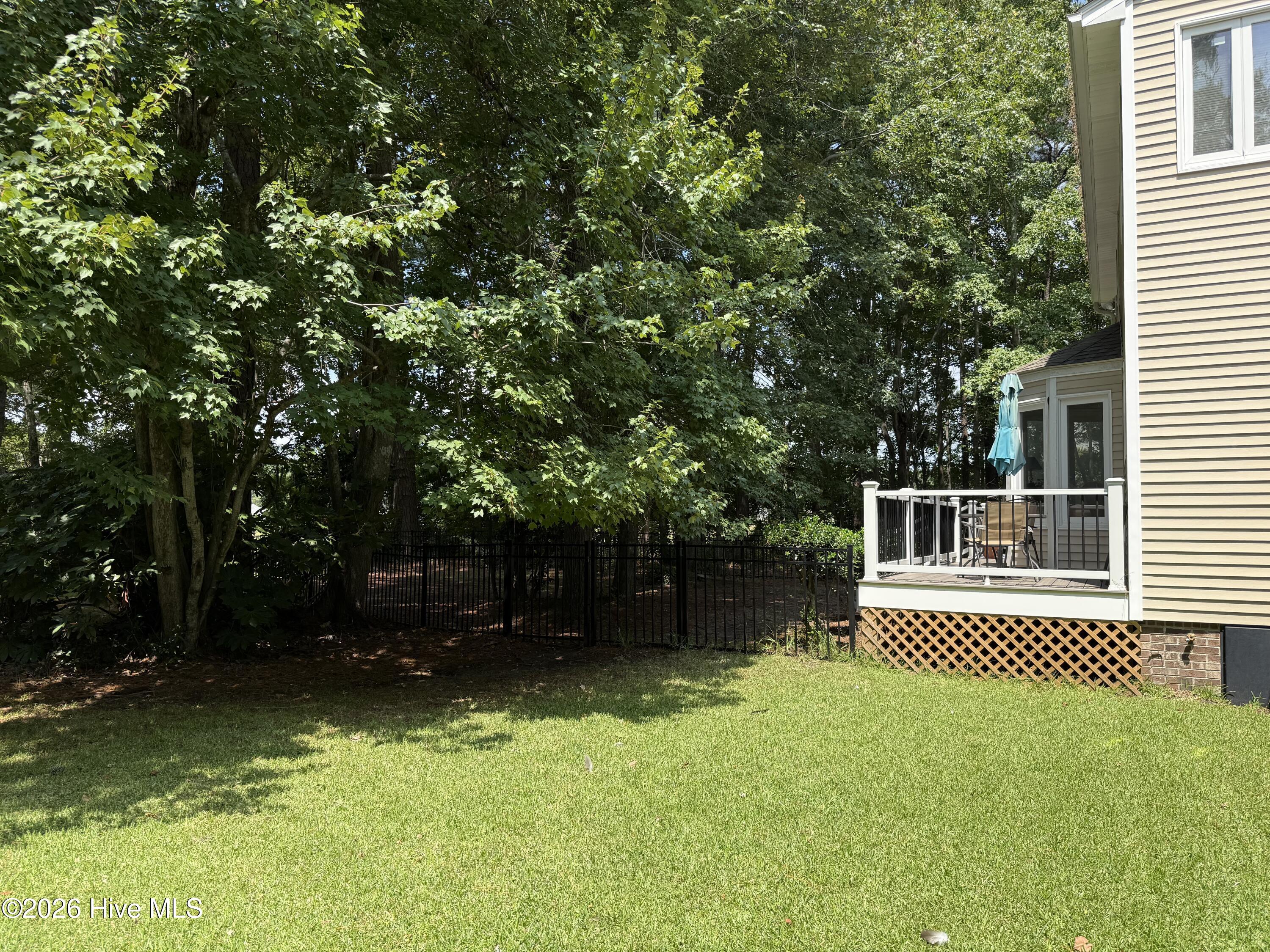 107 Opal Court Property Photo 17