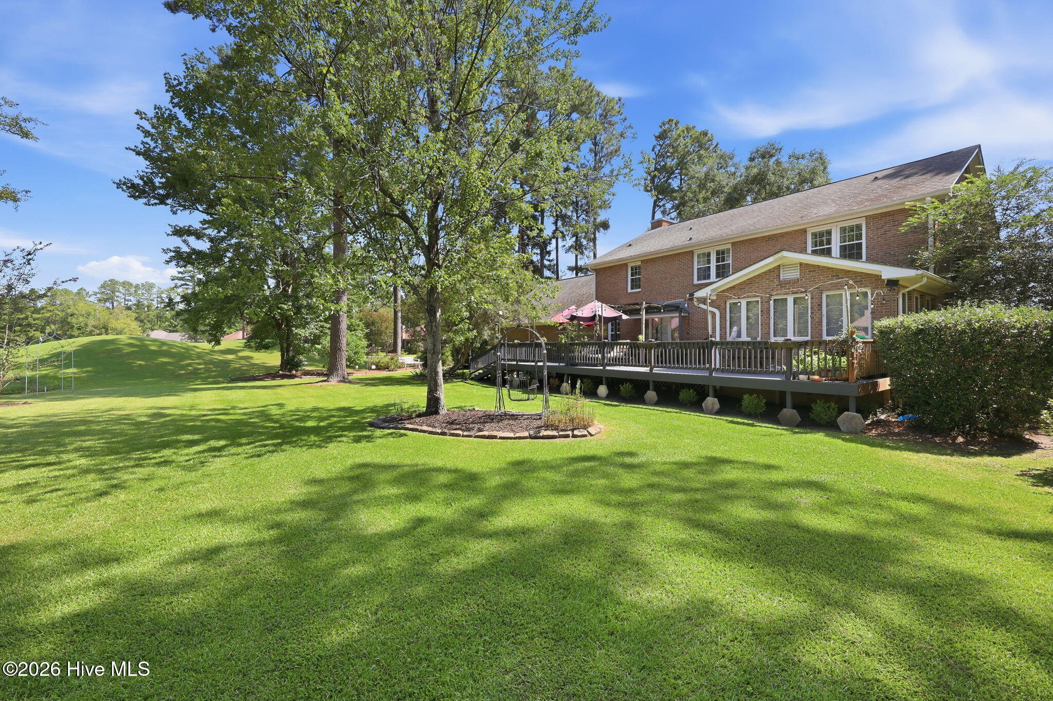 8002 Club House Drive Property Photo 14