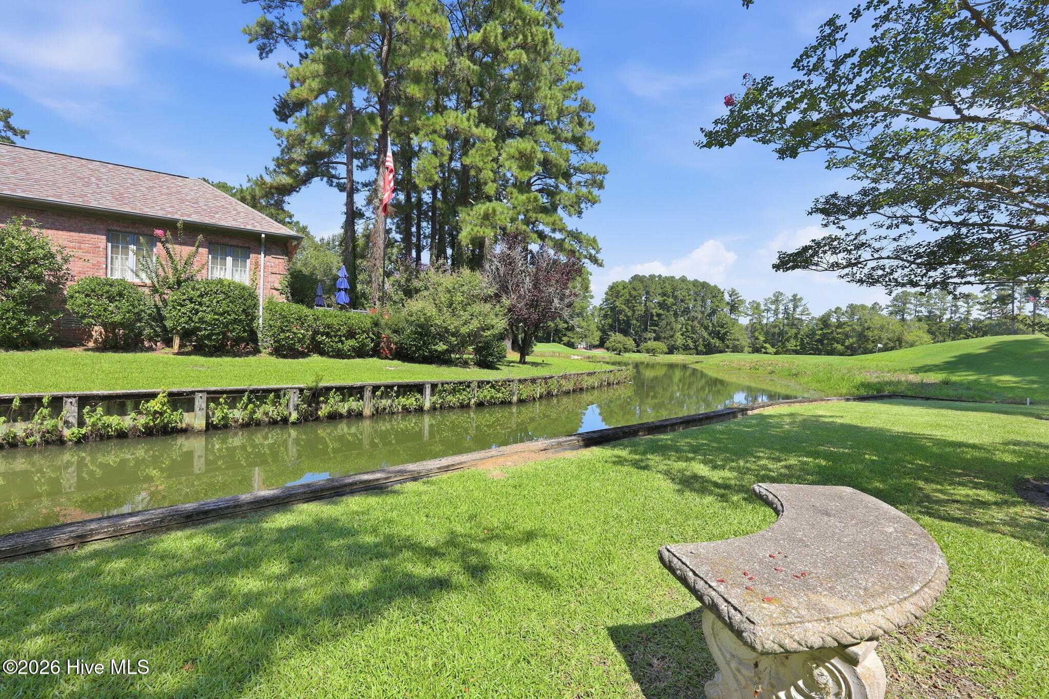 8002 Club House Drive Property Photo 15