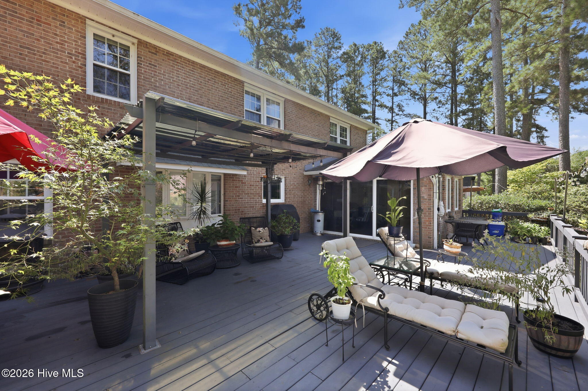 8002 Club House Drive Property Photo 18