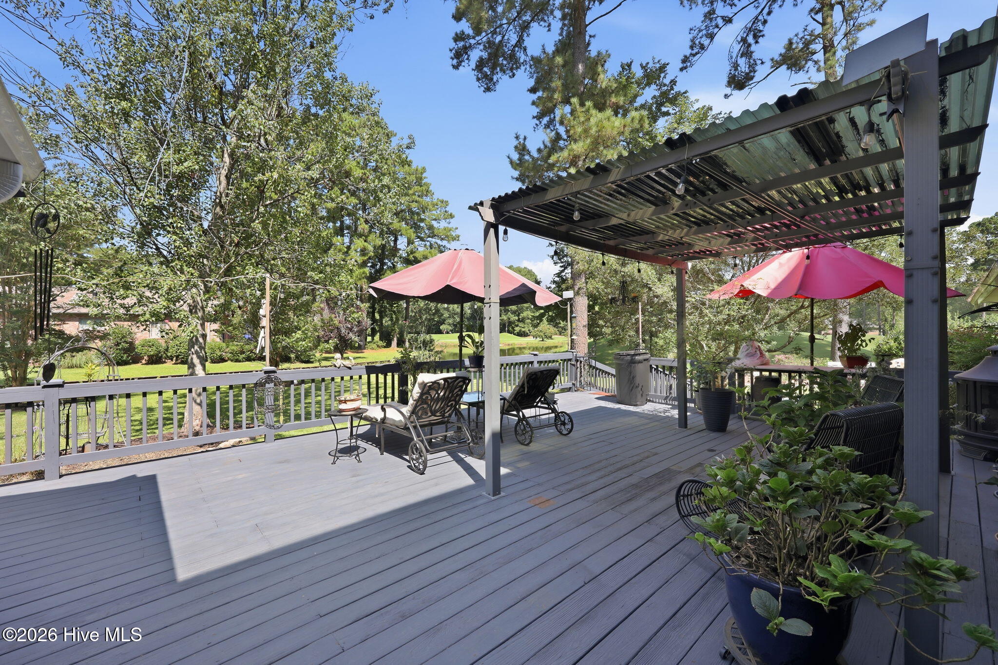 8002 Club House Drive Property Photo 20