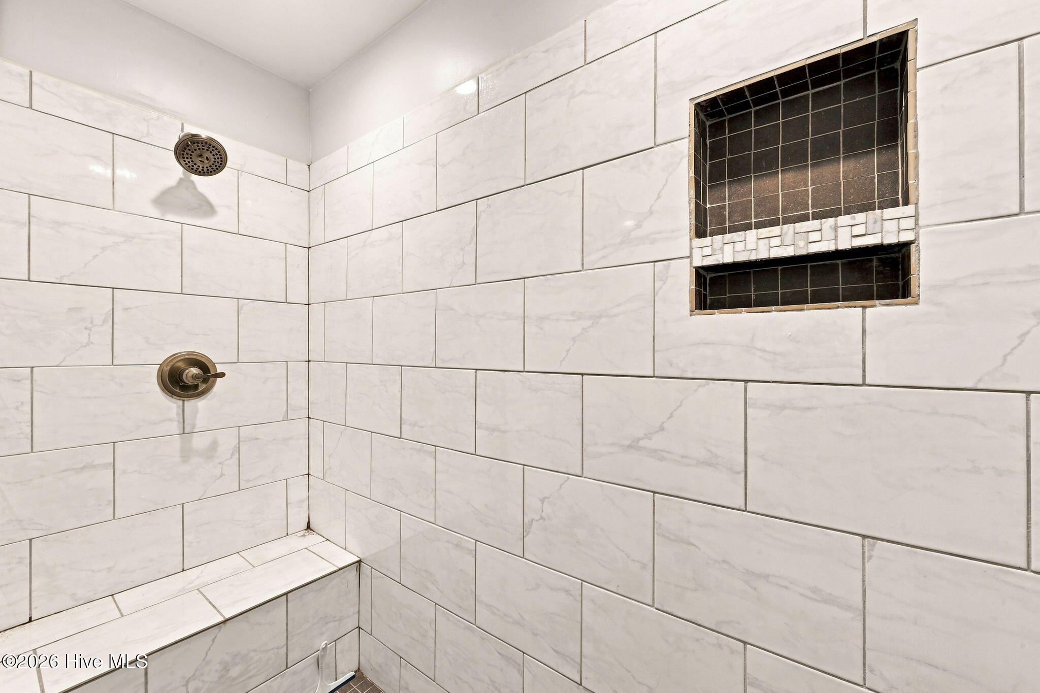 8002 Club House Drive Property Photo 37