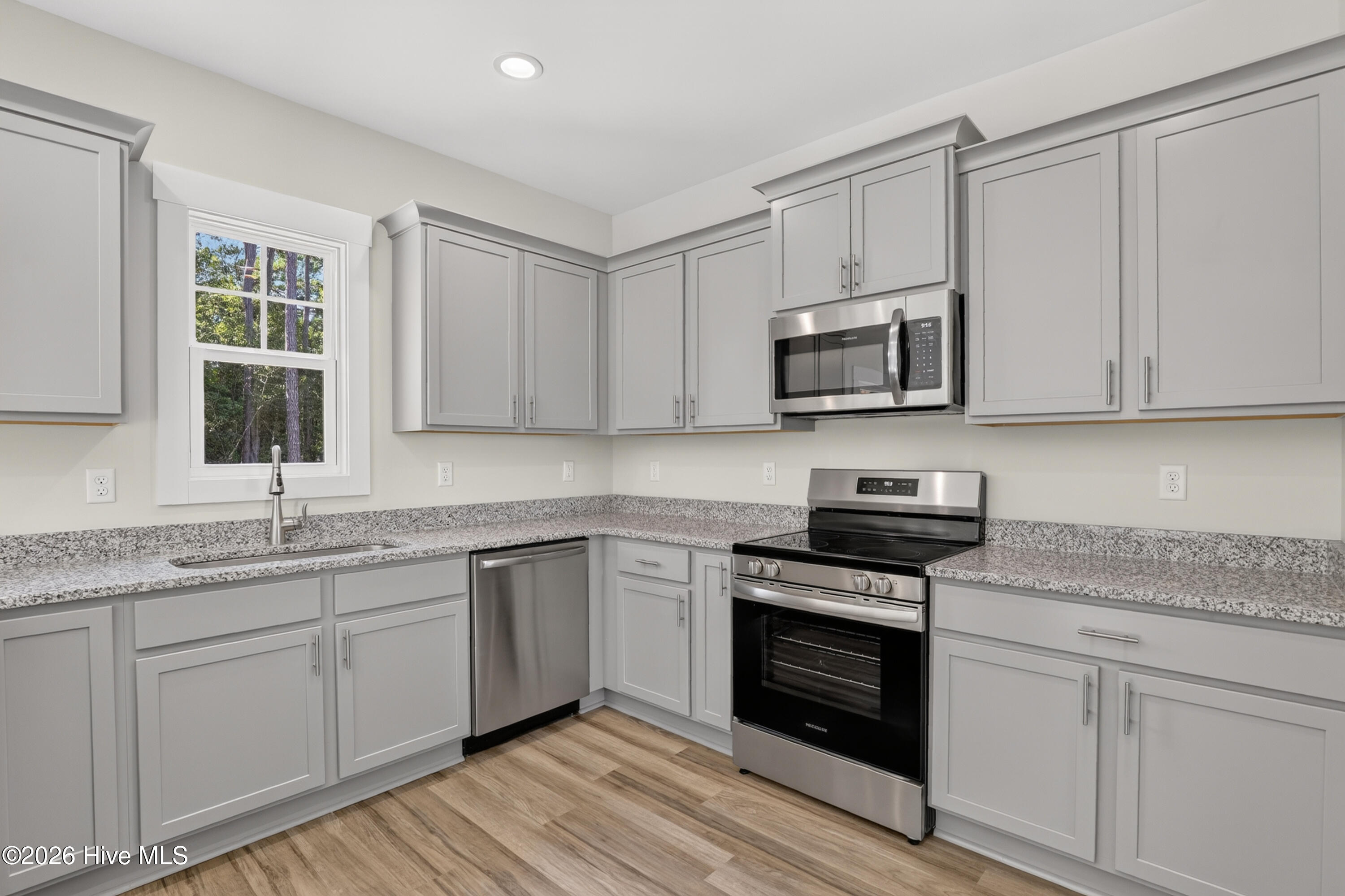 19 Peach Court Property Photo 5