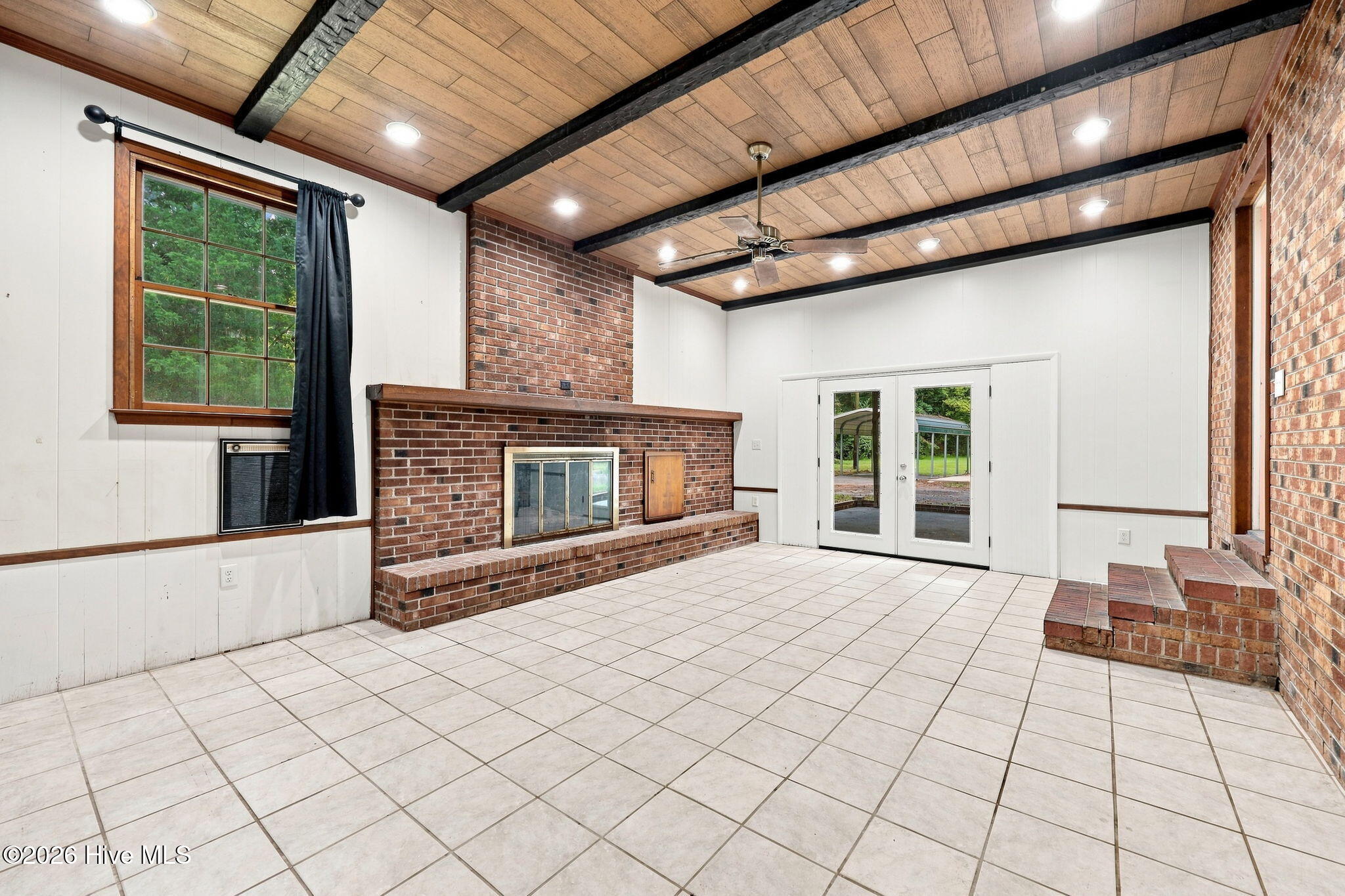 1000 Sand Ridge Road Property Photo 16
