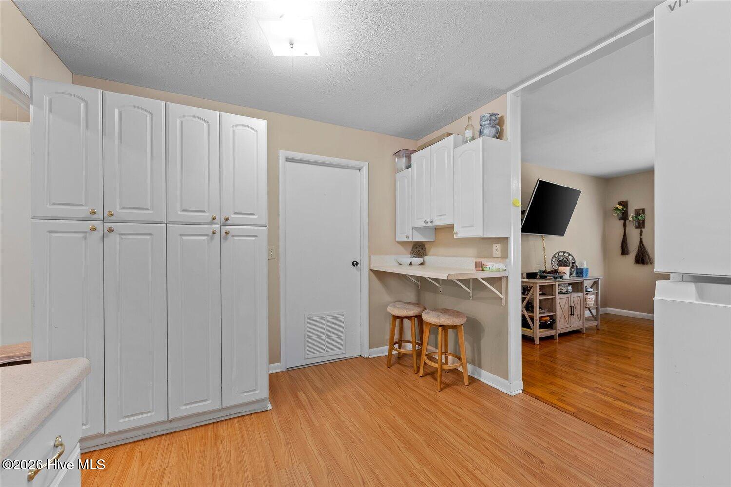 2416 Southgate Drive Property Photo 14