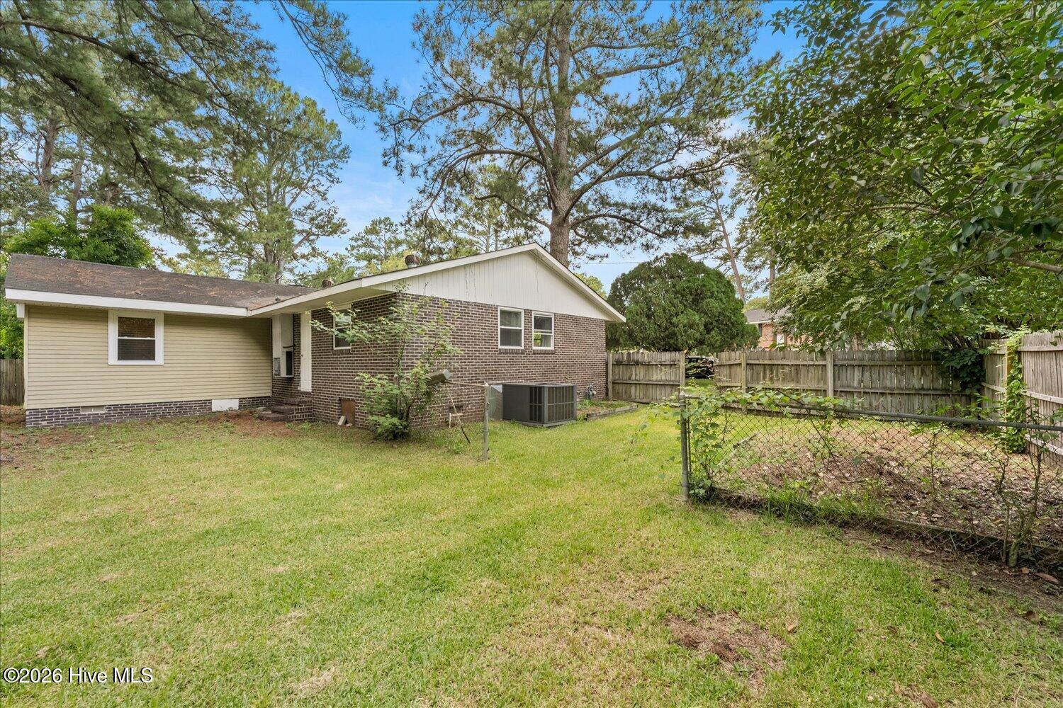2416 Southgate Drive Property Photo 21