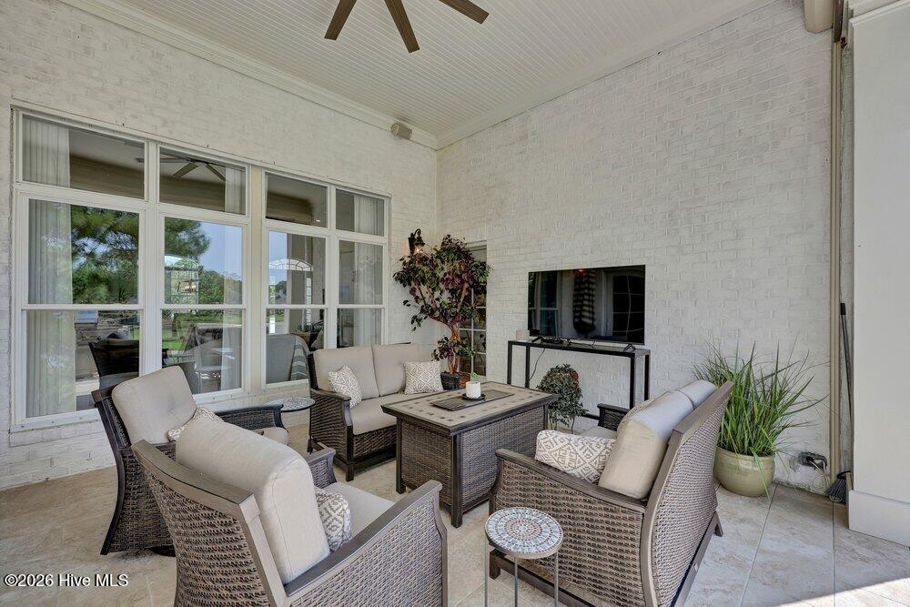 1512 Black Chestnut Drive Property Photo 48