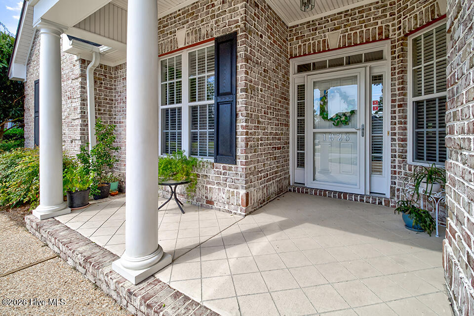 1026 Stonebridge Lane Property Photo 3