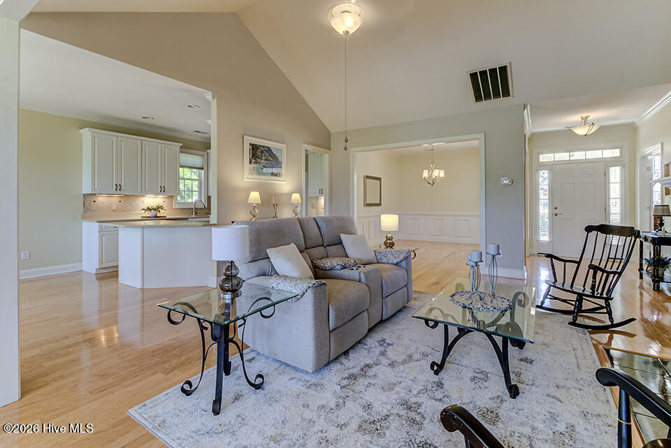 1026 Stonebridge Lane Property Photo 12