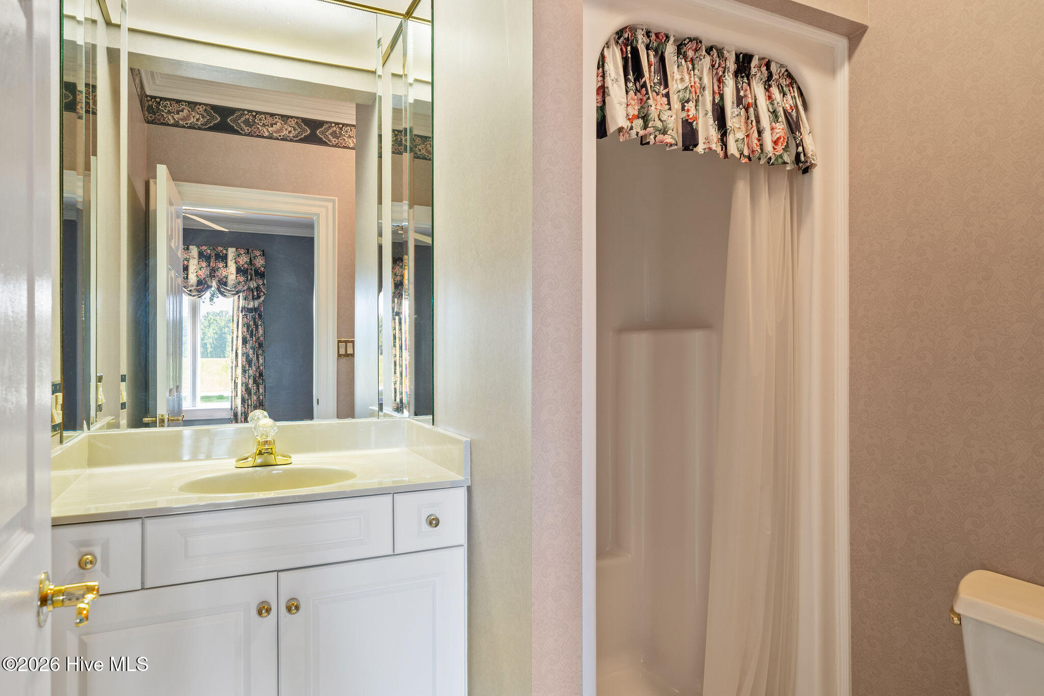 506 Lake Shore Drive Property Photo 31