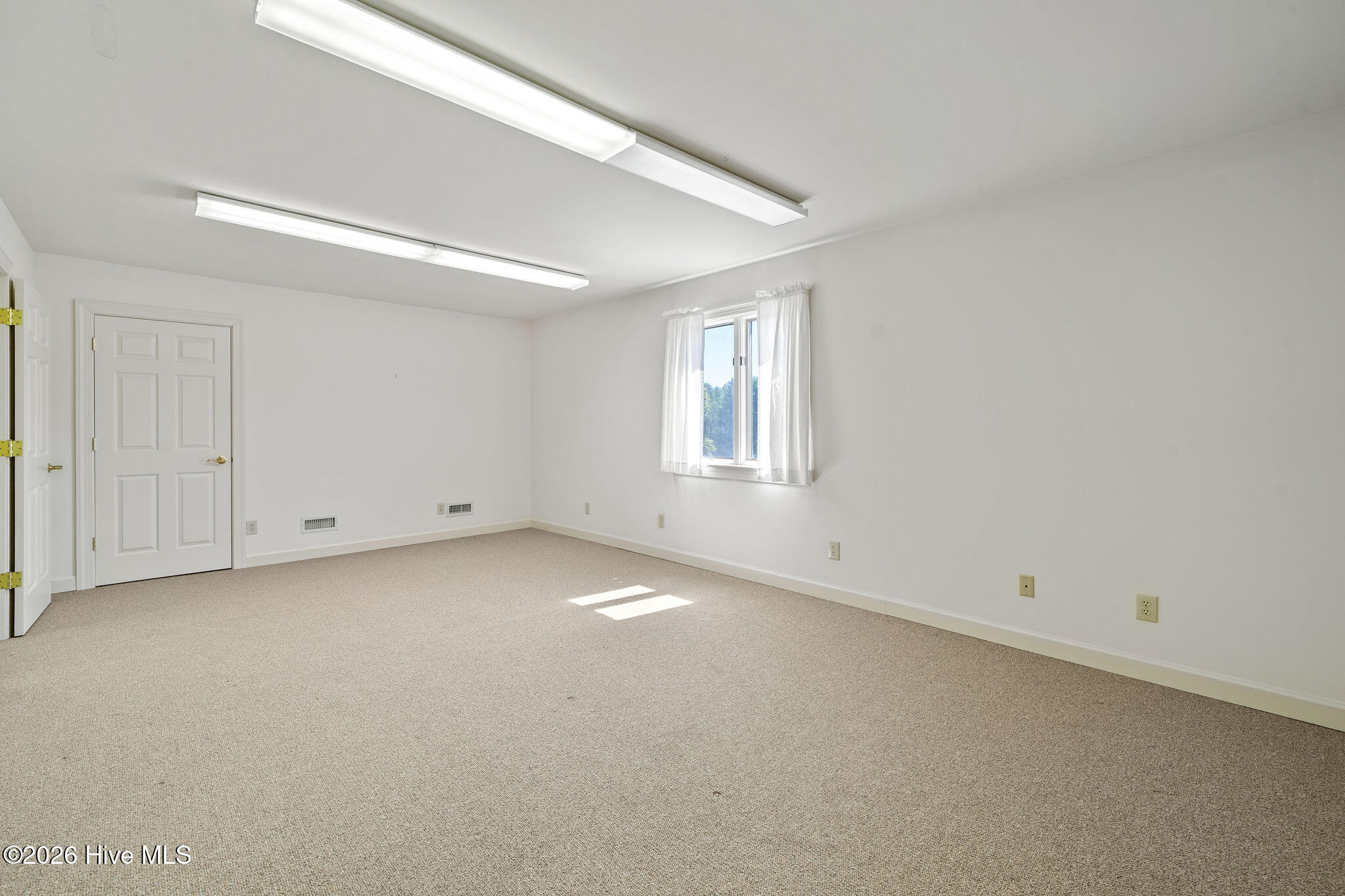 506 Lake Shore Drive Property Photo 35