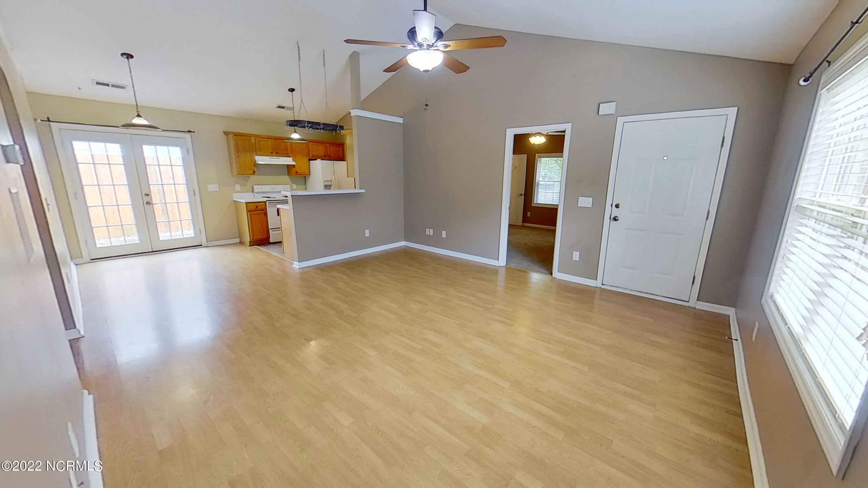 811 Grathwol Drive Property Photo 2